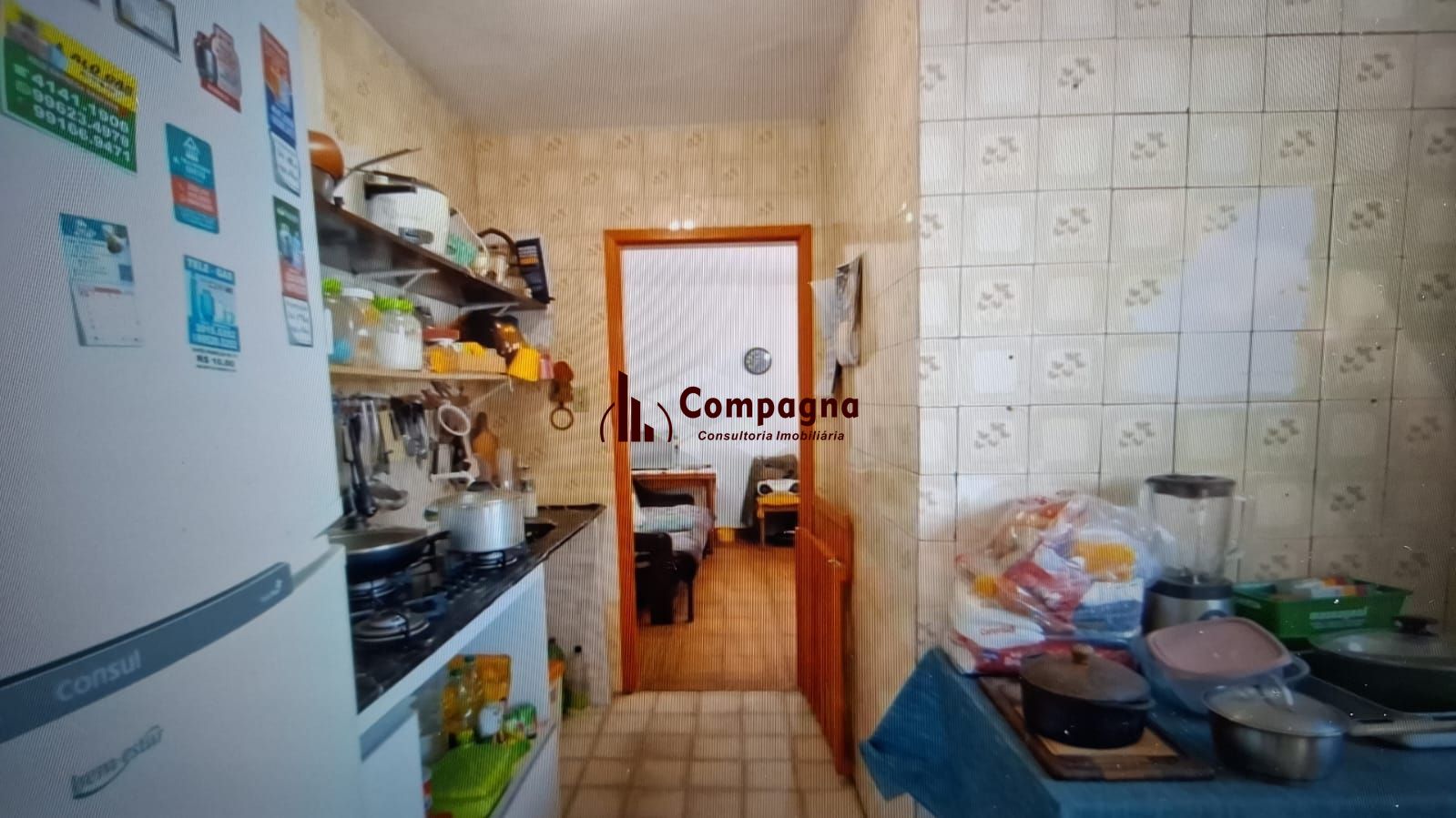 CASA AMPLA, 2 DORMITÓTIOS, 1SUÍTE, SALA, COZINHA, BANHEIRO SOCIAL , 2 VAGAS DE GARAGEM E ÓTIMA LOCALIZAÇÃO! — foto 5