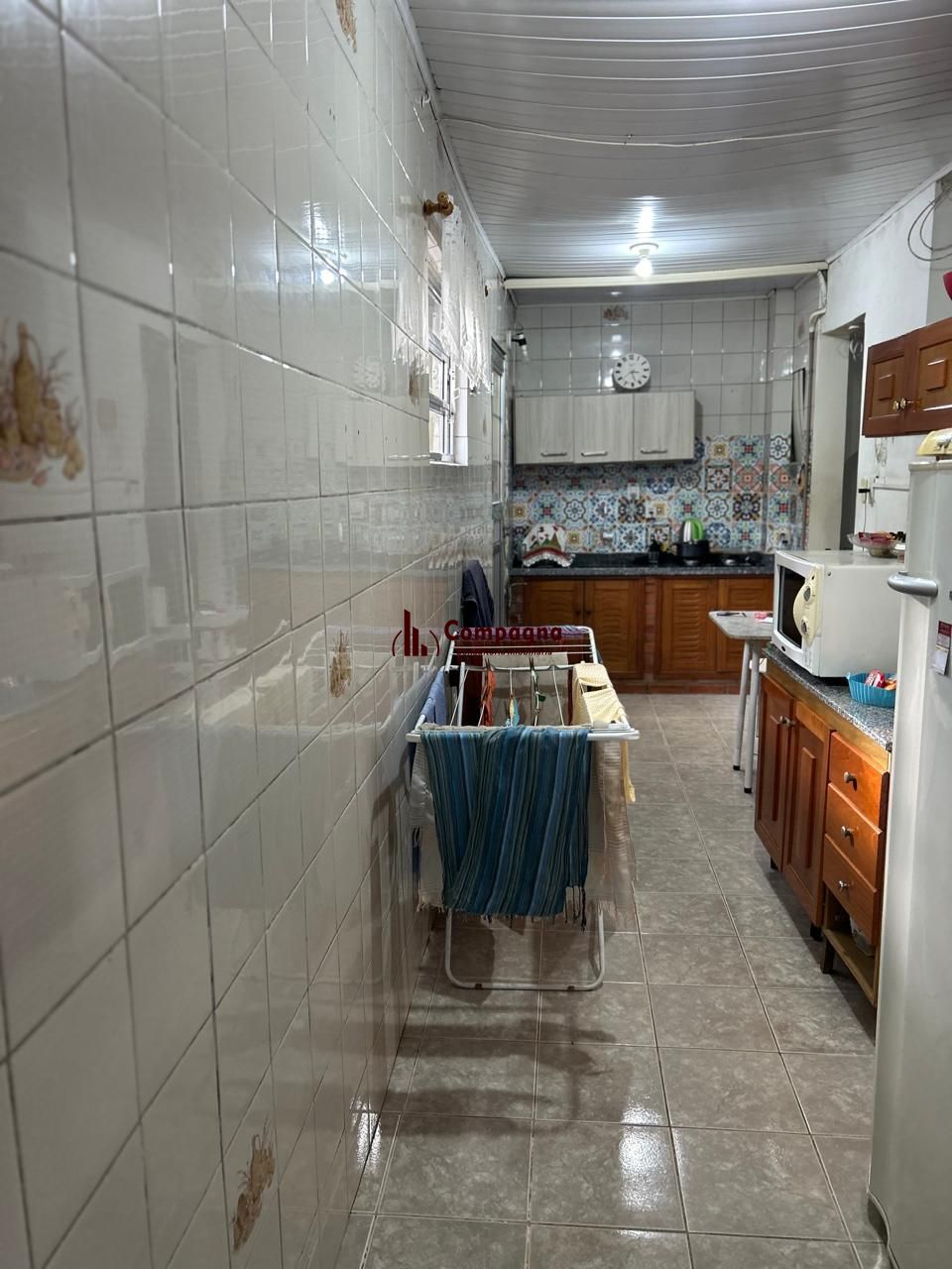 Apartamento desocupado e pronto para morar, 03 dormitórios, bairro IAPI — foto 4