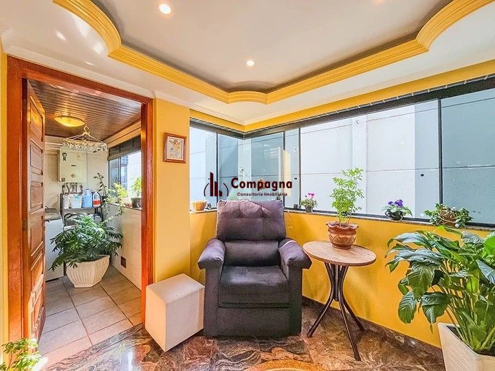 Apartamento/Elevador/2 Dorm/Sacada/Churrasqueira/Vaga Coberta/ semi-mobiliado/Jardim Itu Sabara/ — foto 2