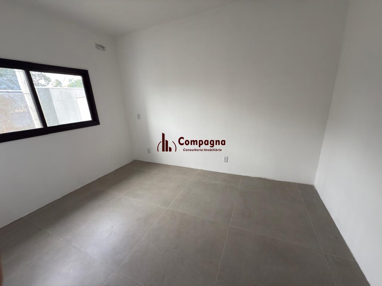 Apartamento a venda / 3 Dormitórios