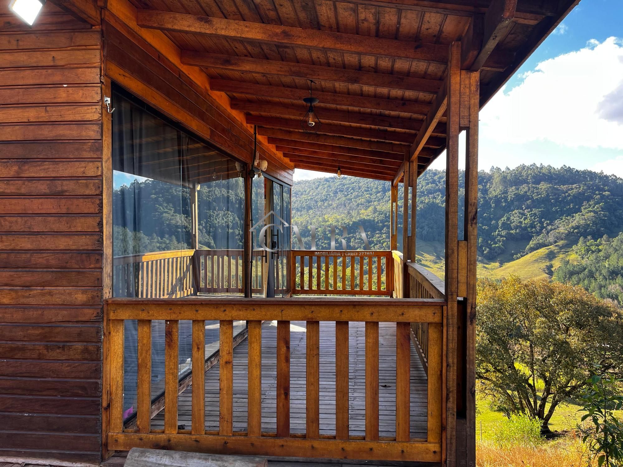 Chácara à venda com 1 quarto, 24327m² - Foto 1