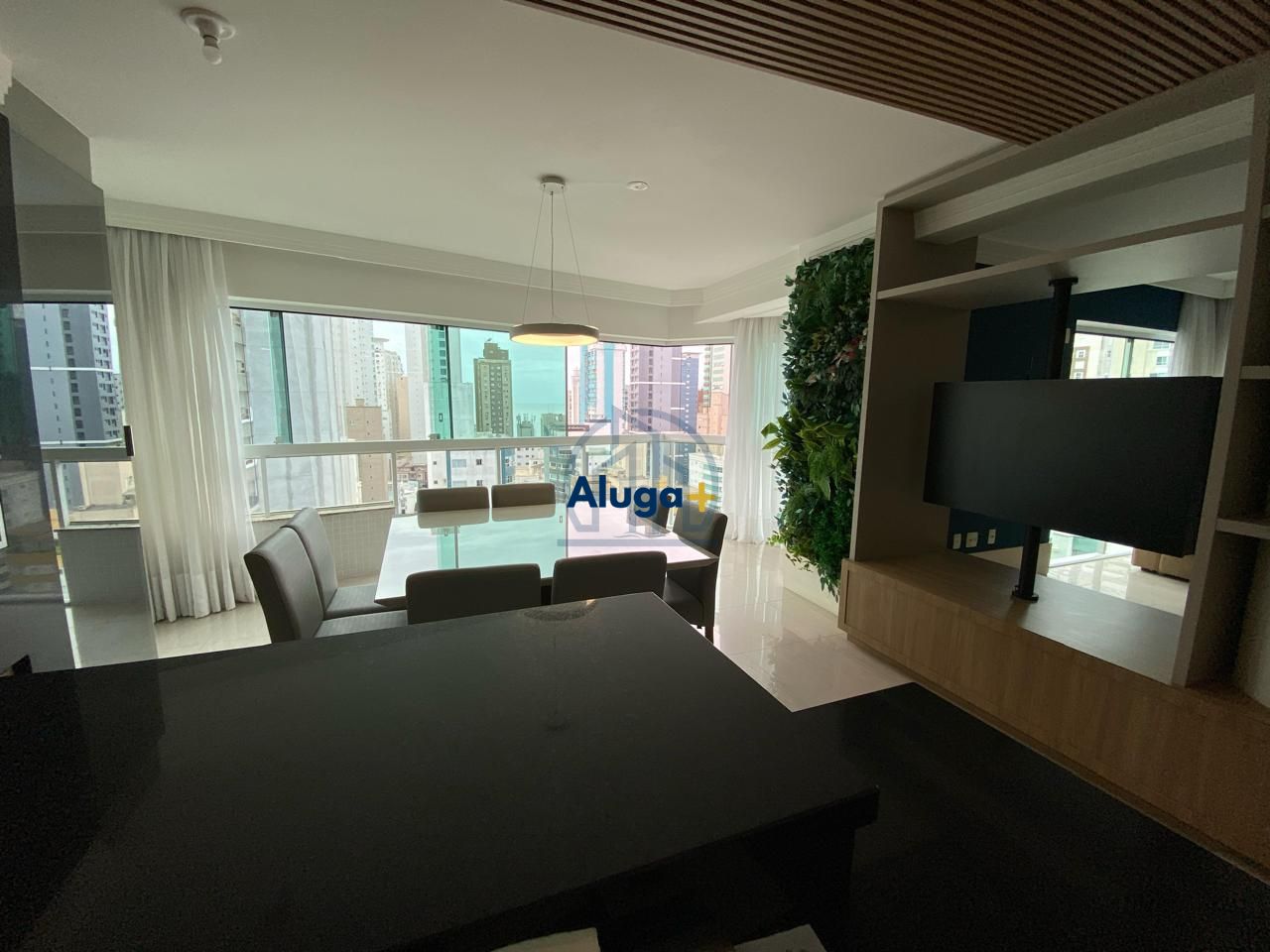Apartamento para alugar com 3 quartos, 120m² - Foto 3
