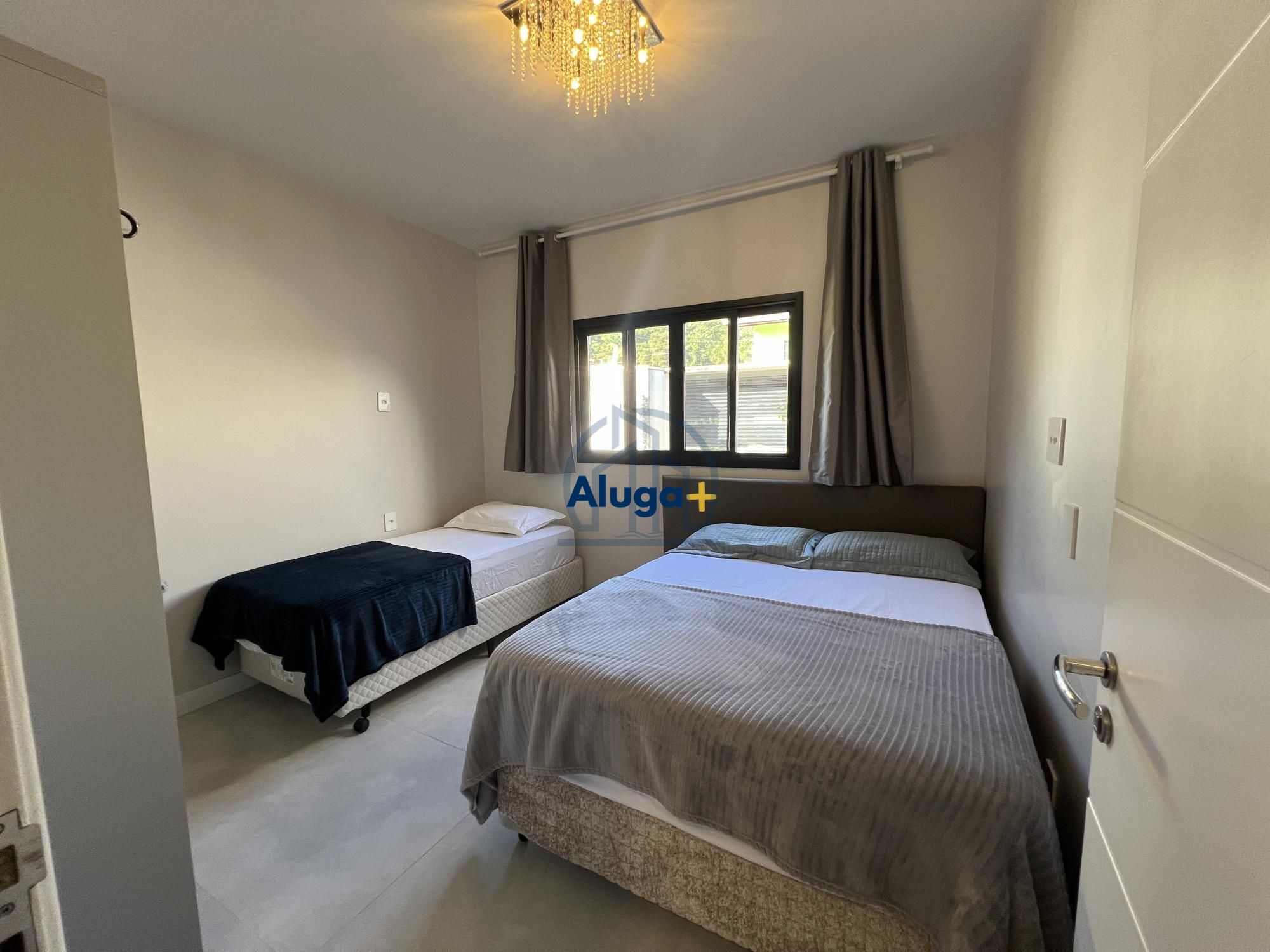 Casa para alugar com 4 quartos, 150m² - Foto 33