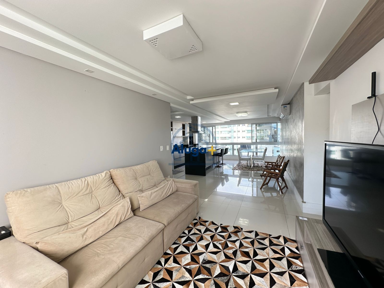 Apartamento para alugar com 3 quartos, 122m² - Foto 7