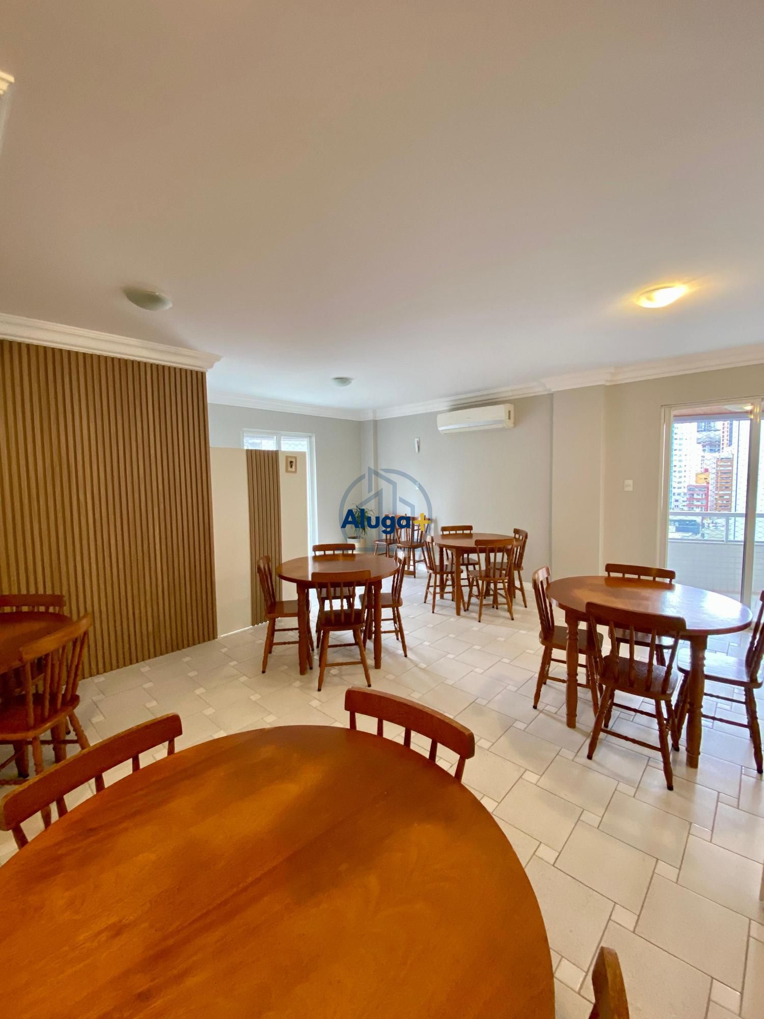 Apartamento para alugar com 2 quartos, 68m² - Foto 19