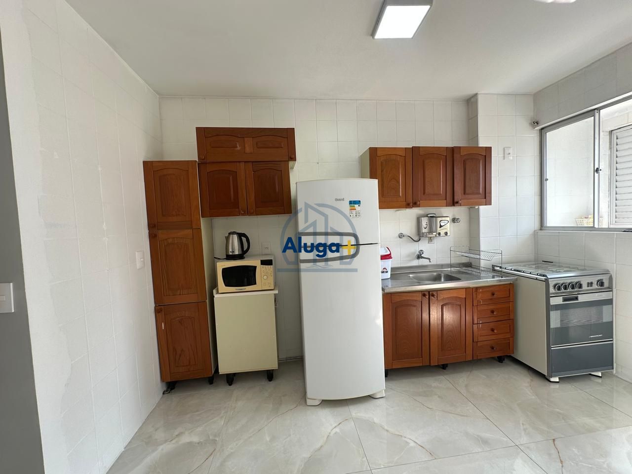 Apartamento para alugar com 2 quartos, 82m² - Foto 6