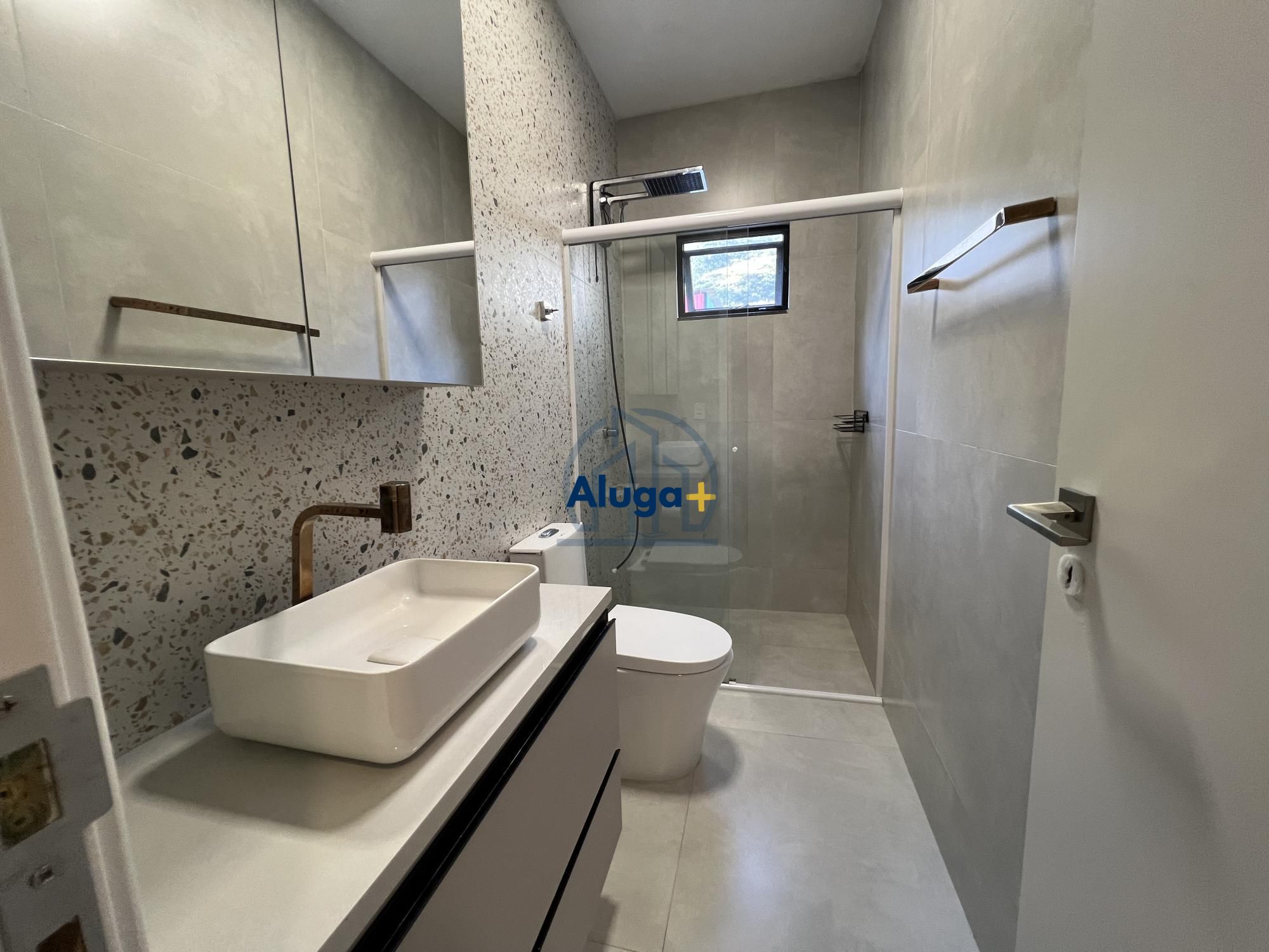 Casa para alugar com 4 quartos, 150m² - Foto 27