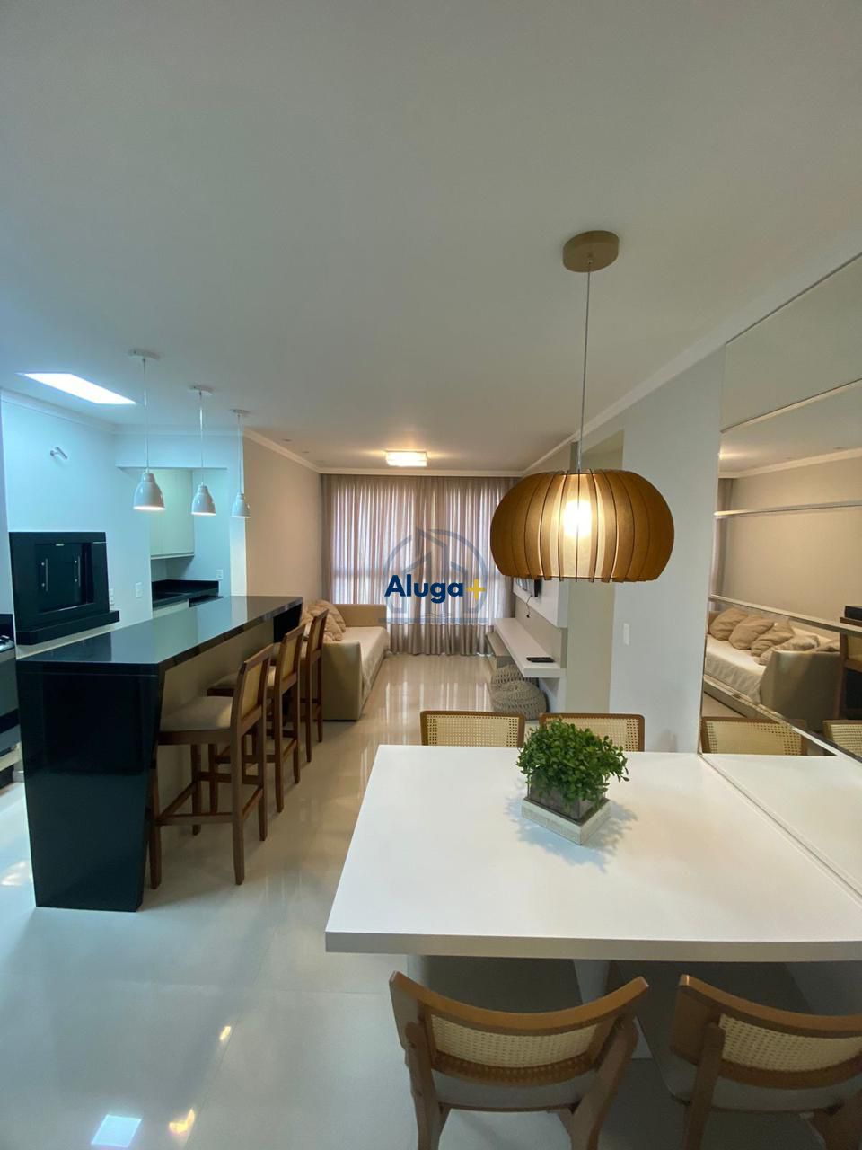 Apartamento para alugar com 2 quartos, 60m² - Foto 1