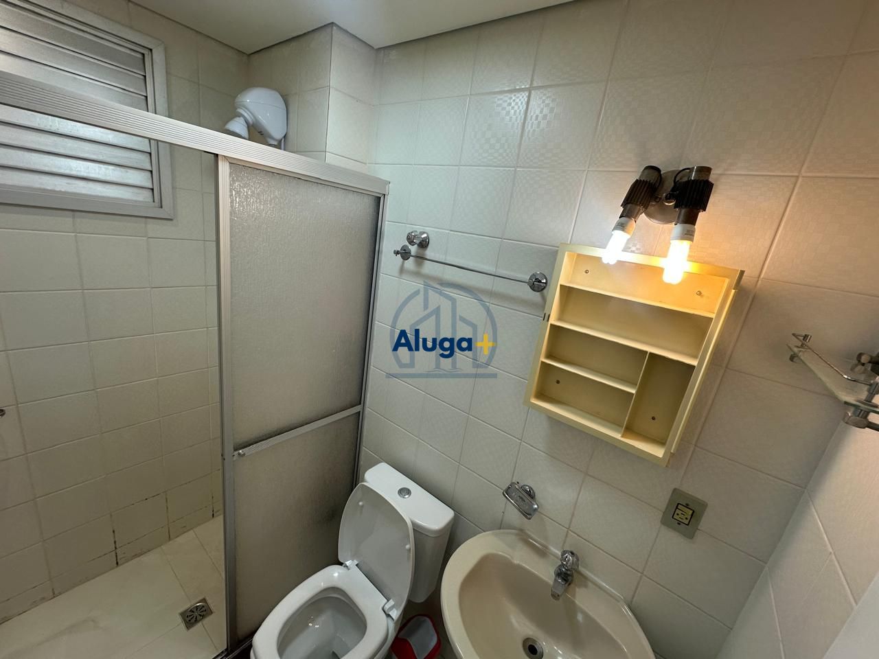 Apartamento para alugar com 2 quartos, 82m² - Foto 12
