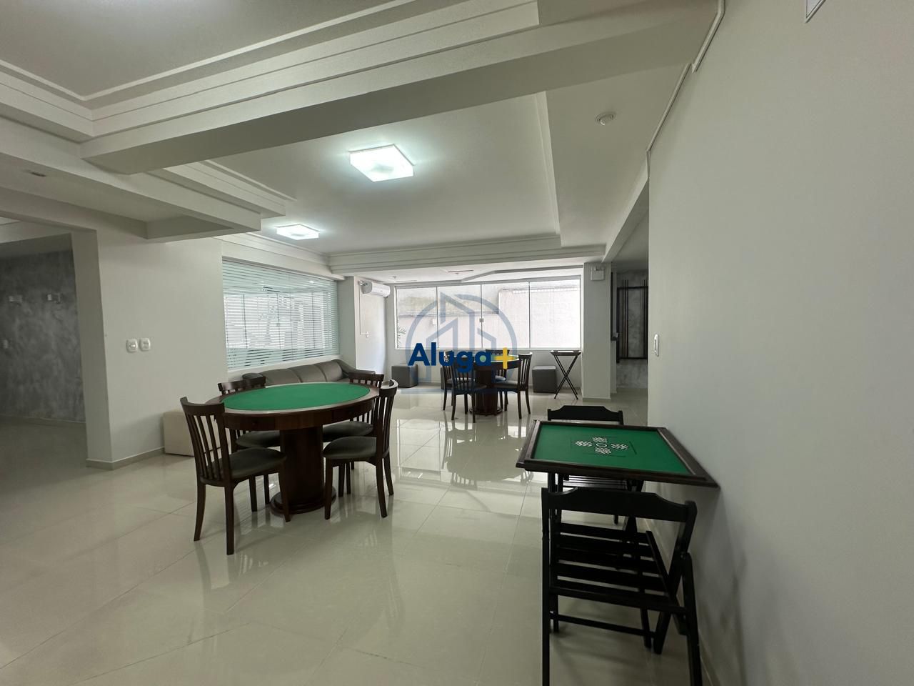 Apartamento para alugar com 2 quartos, 82m² - Foto 23