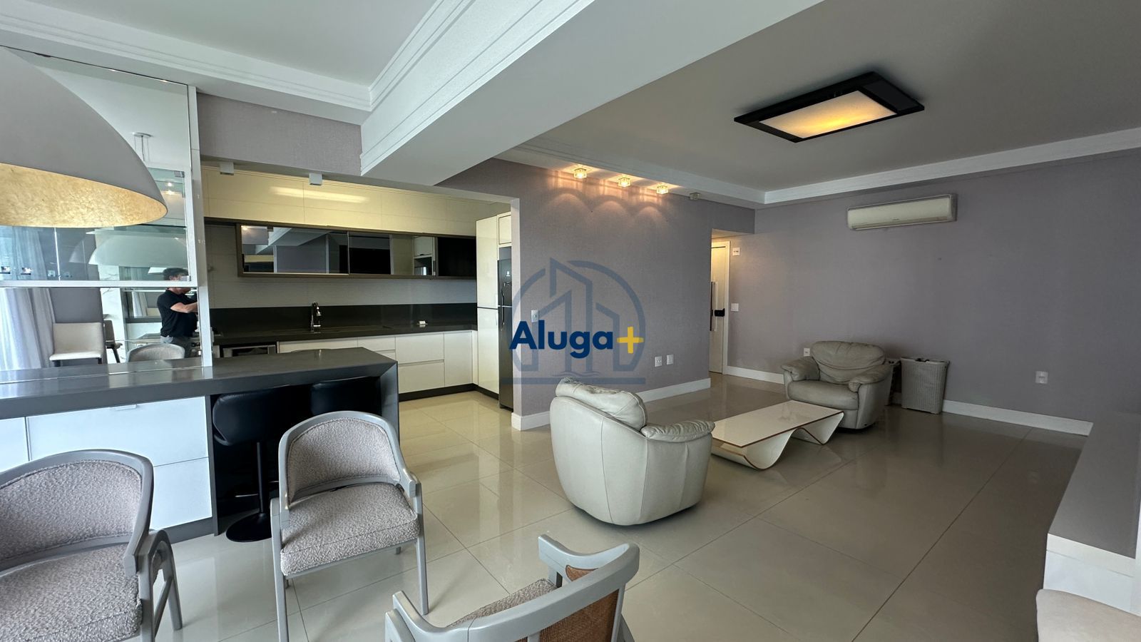 Apartamento com 3 Dormitórios para alugar, 137 m² por R$ 12.000,00 Apartamento com 3 Dormitórios para alugar, 137 m² por R$ 12.000,00