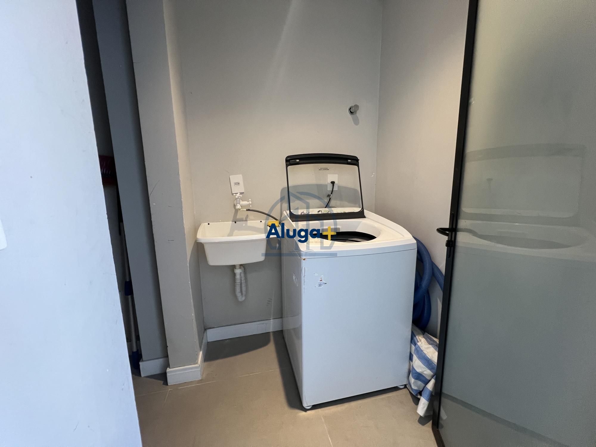Casa para alugar com 4 quartos, 150m² - Foto 30