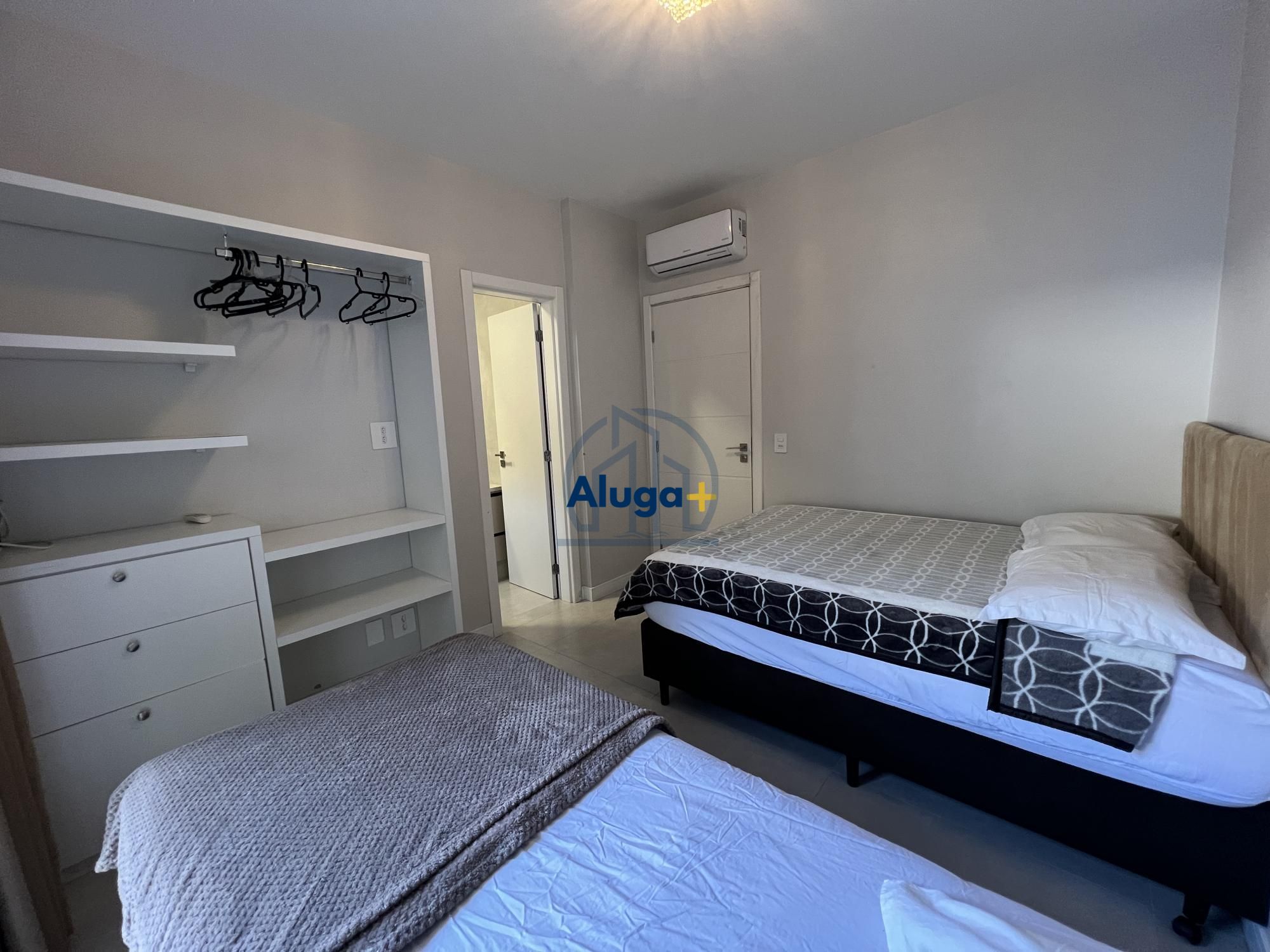 Casa para alugar com 4 quartos, 150m² - Foto 24