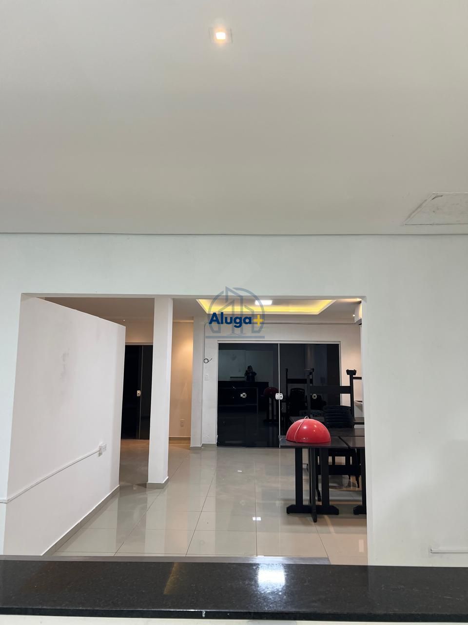Conjunto Comercial-Sala para alugar com 1 quarto, 102m² - Foto 3