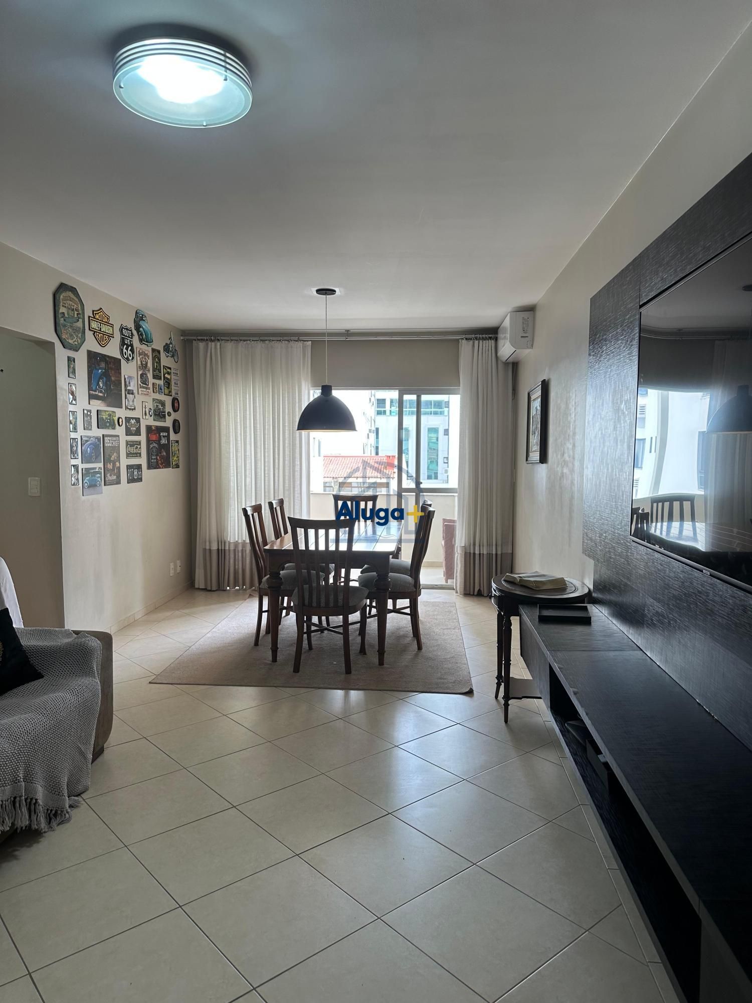Apartamento para alugar  no Centro - Balneário Camboriú, SC. Imóveis