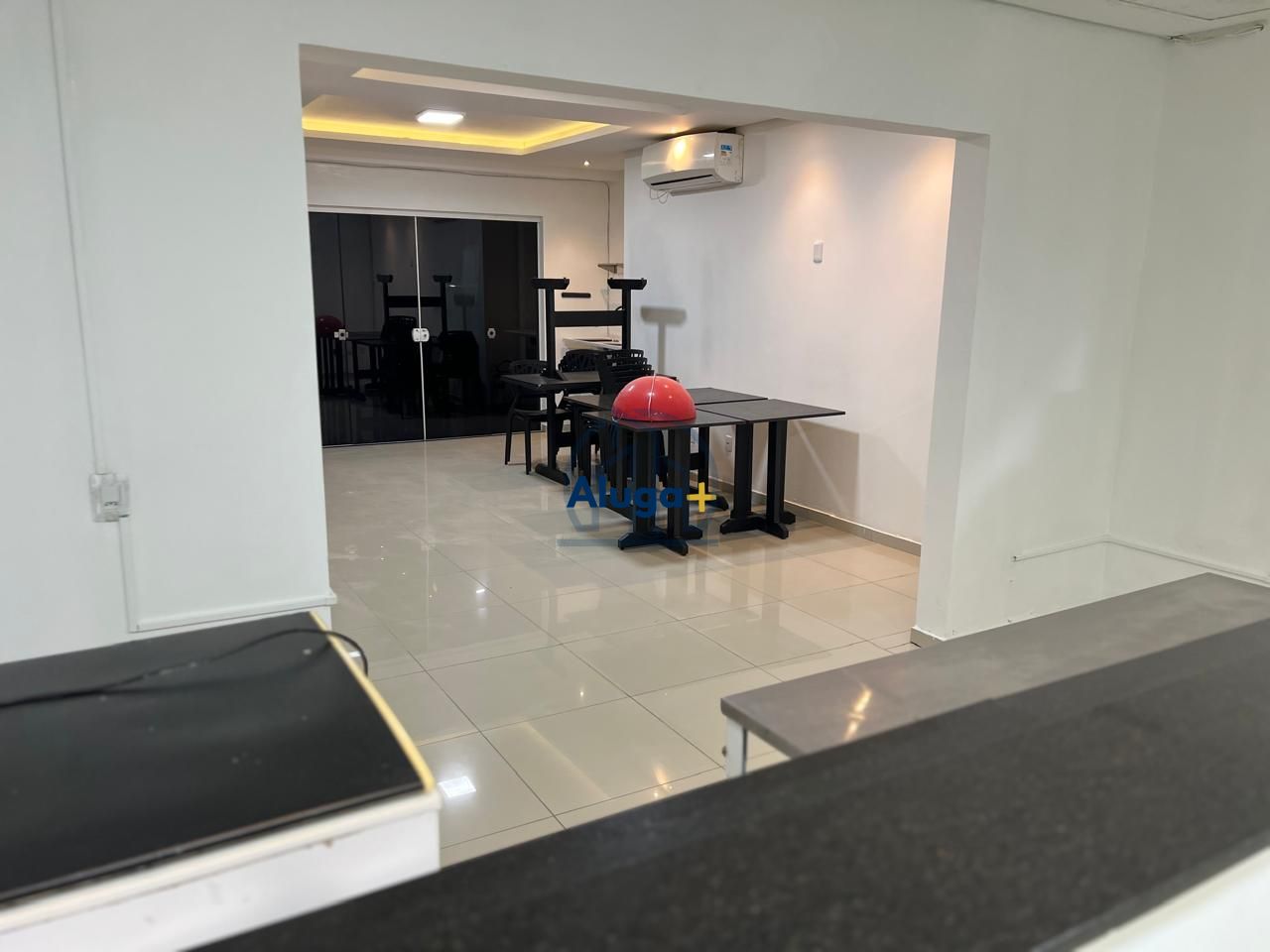 Conjunto Comercial-Sala para alugar com 1 quarto, 102m² - Foto 5