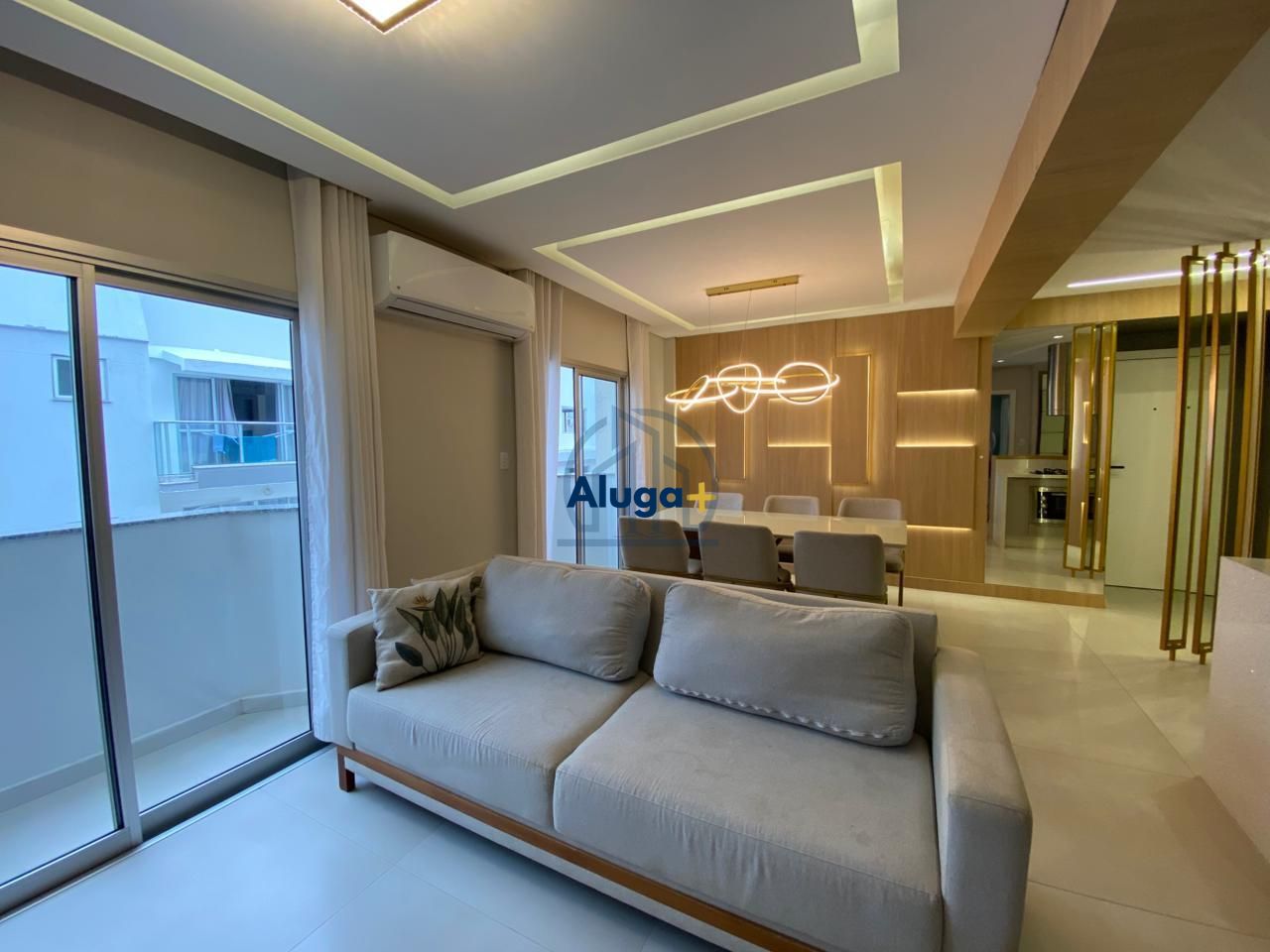 Apartamento para alugar  no Centro - Balneário Camboriú, SC. Imóveis