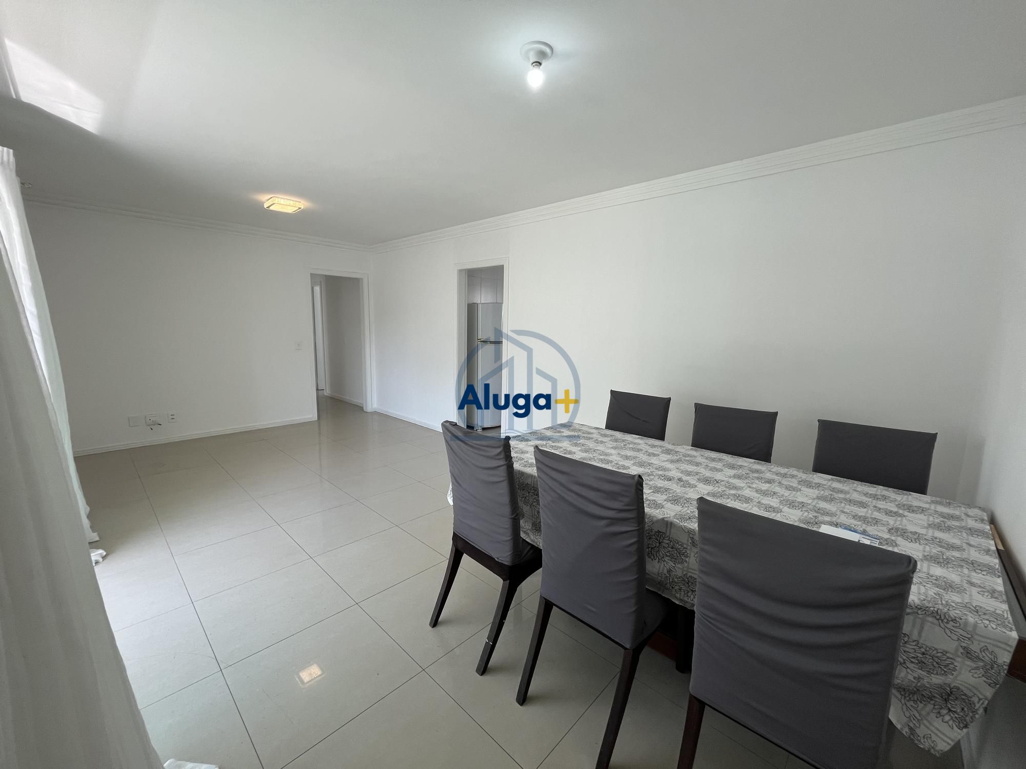 Apartamento para alugar  no Centro - Balneário Camboriú, SC. Imóveis