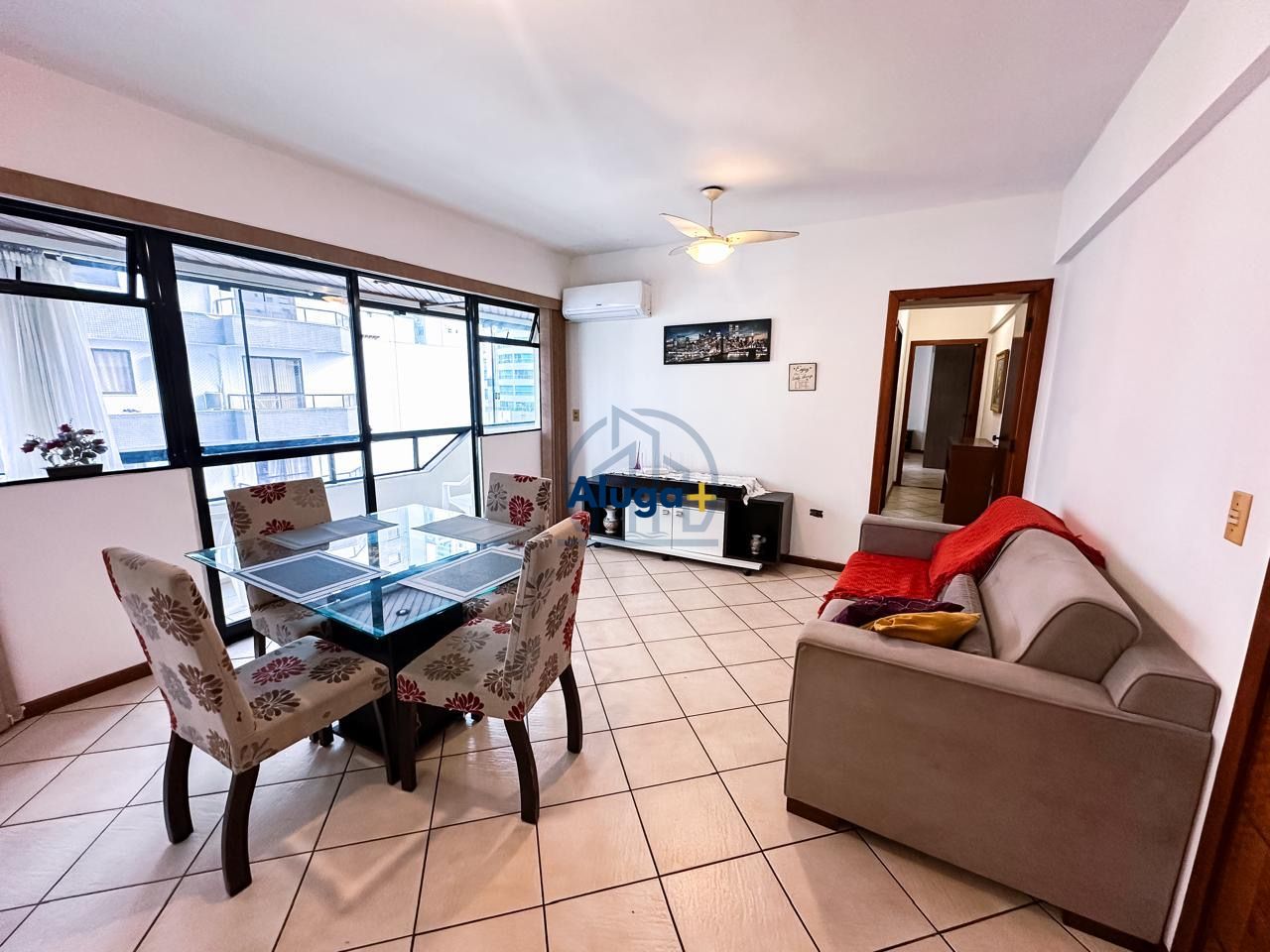 Apartamento para alugar  no Centro - Balneário Camboriú, SC. Imóveis