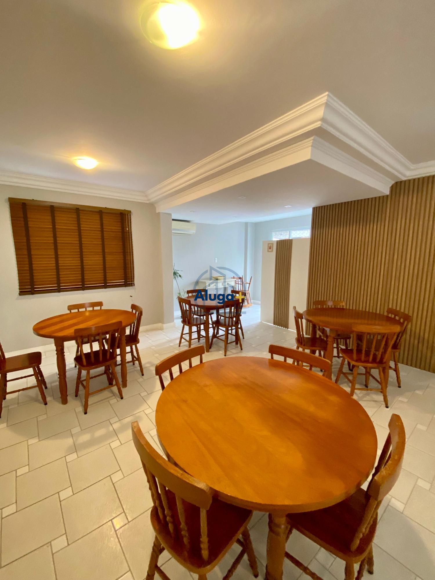 Apartamento para alugar com 2 quartos, 68m² - Foto 20