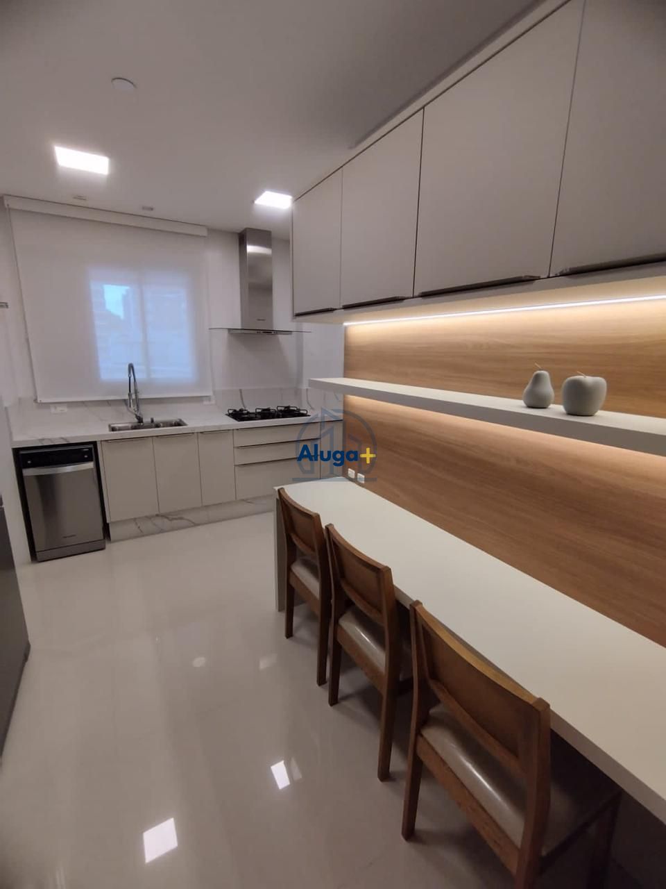 Apartamento com 4 Dormitórios para alugar, 182 m² por R$ 25.000,00 Apartamento com 4 Dormitórios para alugar, 182 m² por R$ 25.000,00