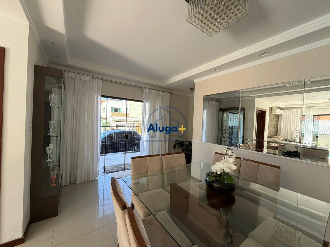 Casa com 4 Dormitórios para alugar, 230 m² por R$ 9.000,00 Casa com 4 Dormitórios para alugar, 230 m² por R$ 9.000,00