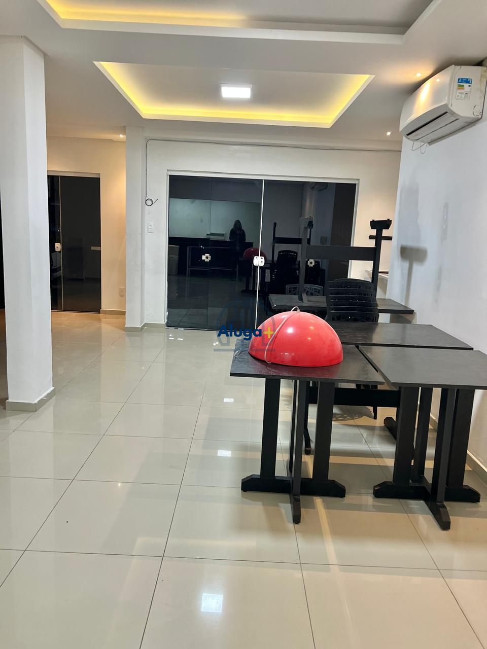 Conjunto Comercial-Sala para alugar com 1 quarto, 102m² - Foto 7