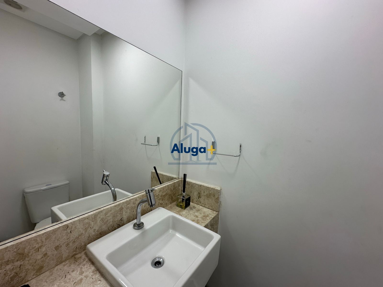 Apartamento para alugar com 3 quartos, 122m² - Foto 16
