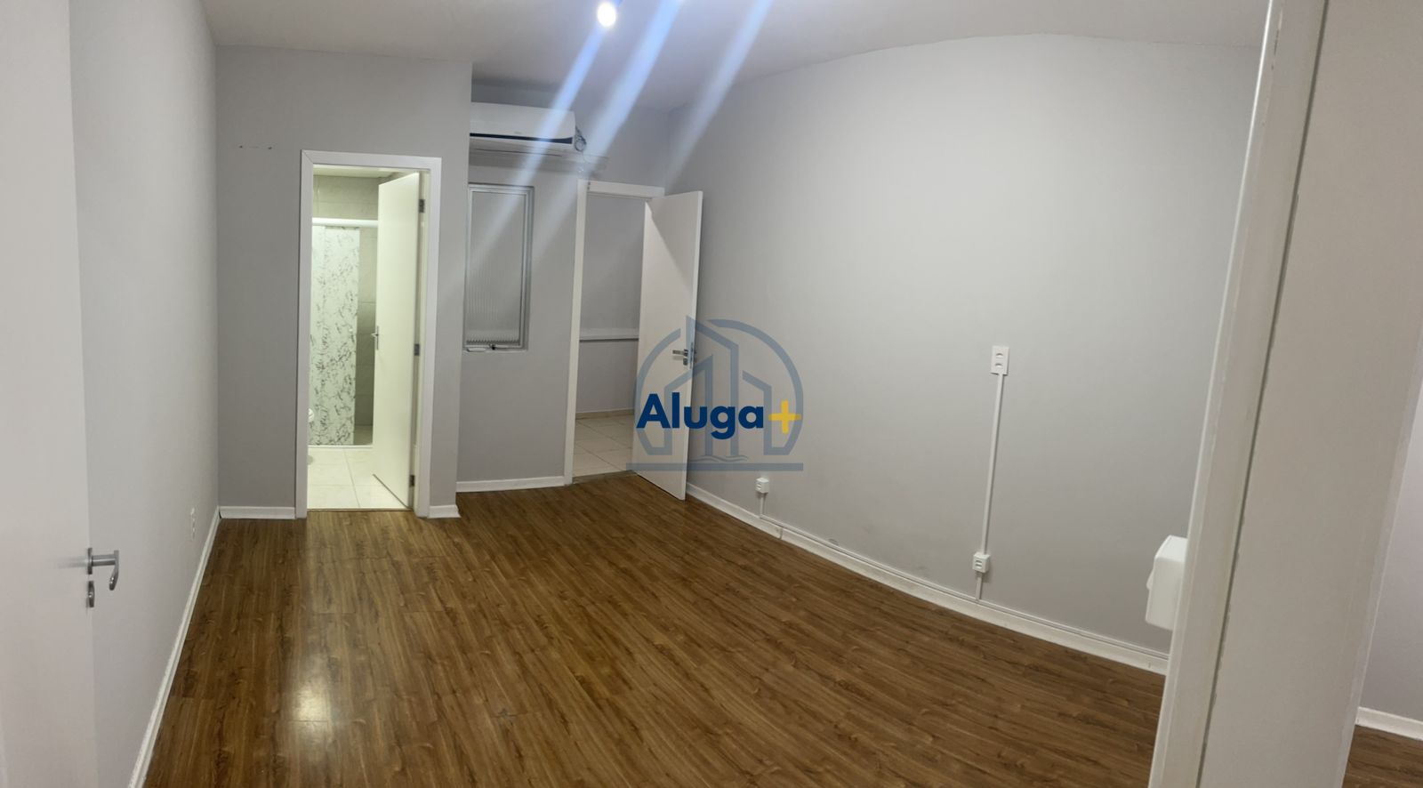 Conjunto Comercial-Sala para alugar com 1 quarto, 80m² - Foto 1