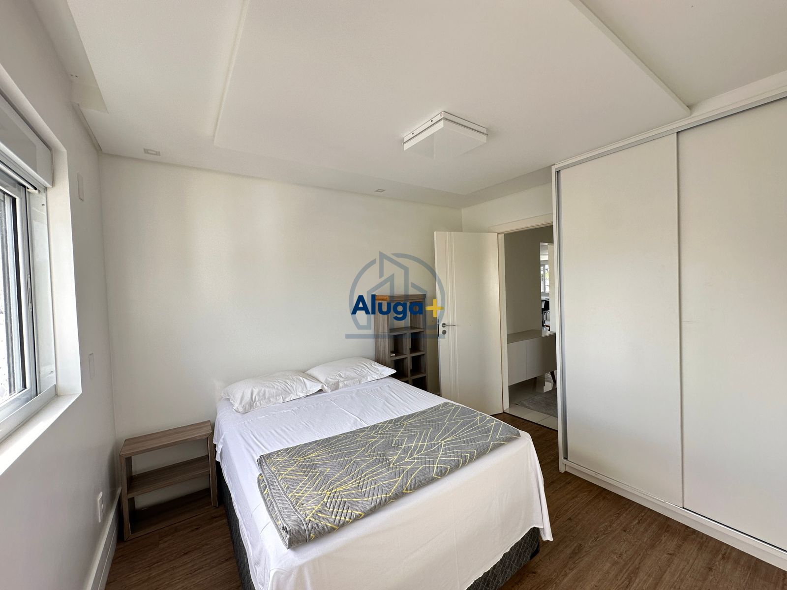 Apartamento para alugar com 3 quartos, 122m² - Foto 10