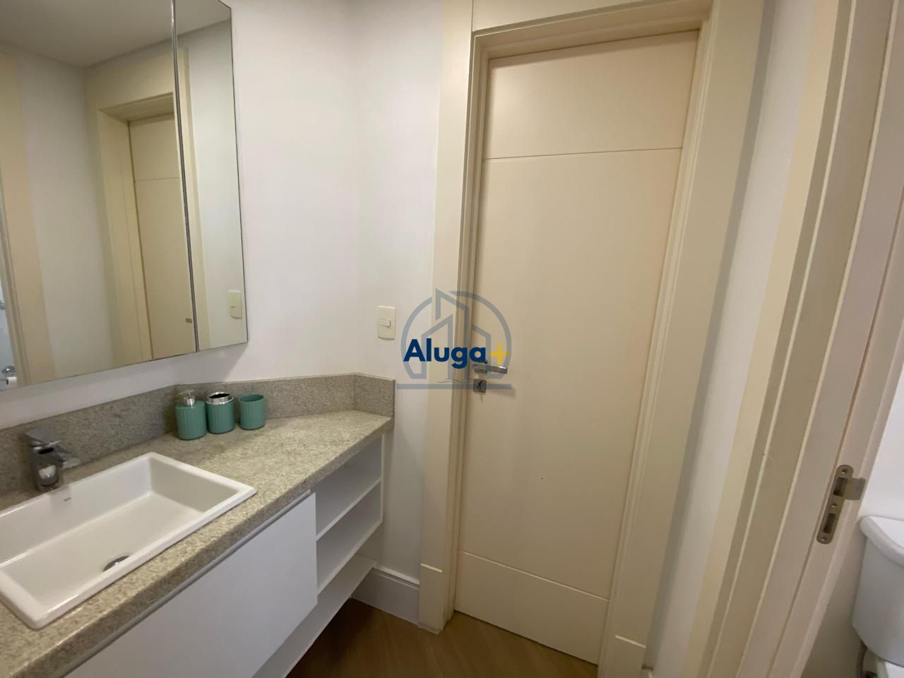 Apartamento para alugar com 3 quartos, 120m² - Foto 18