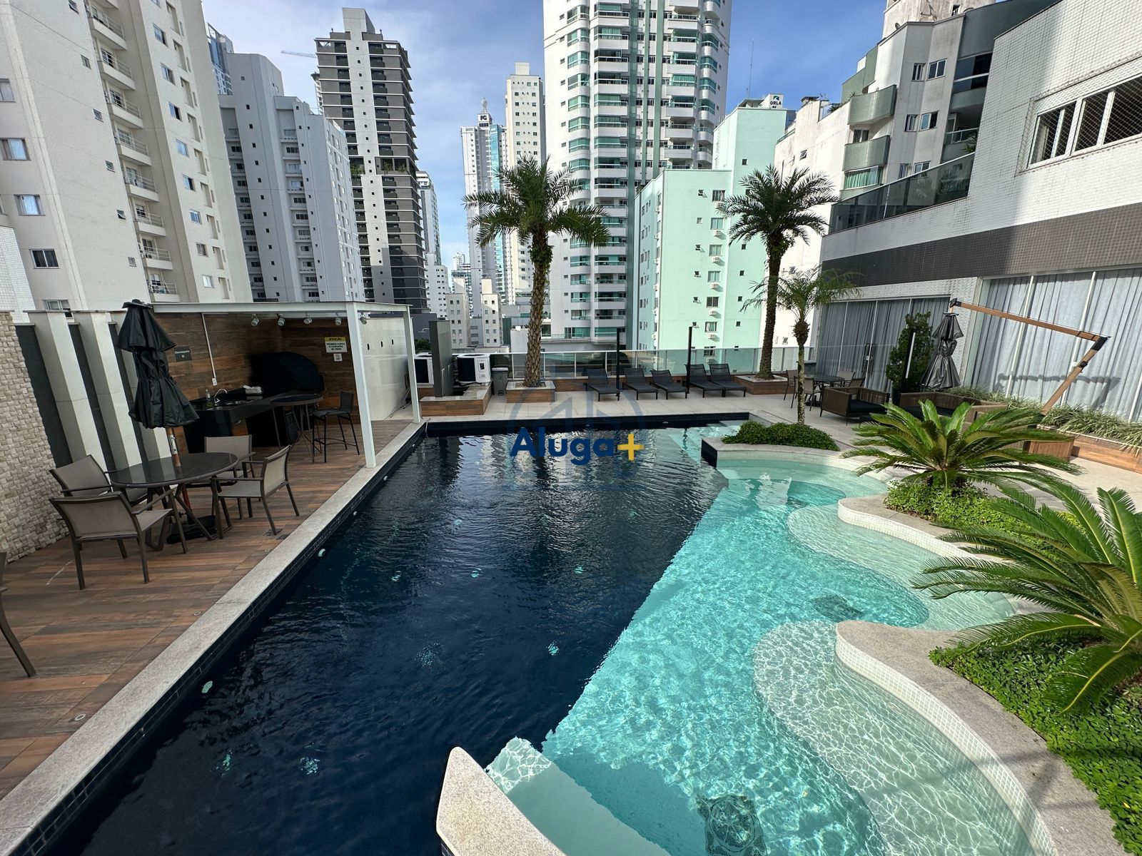 Apartamento para alugar com 3 quartos, 122m² - Foto 23