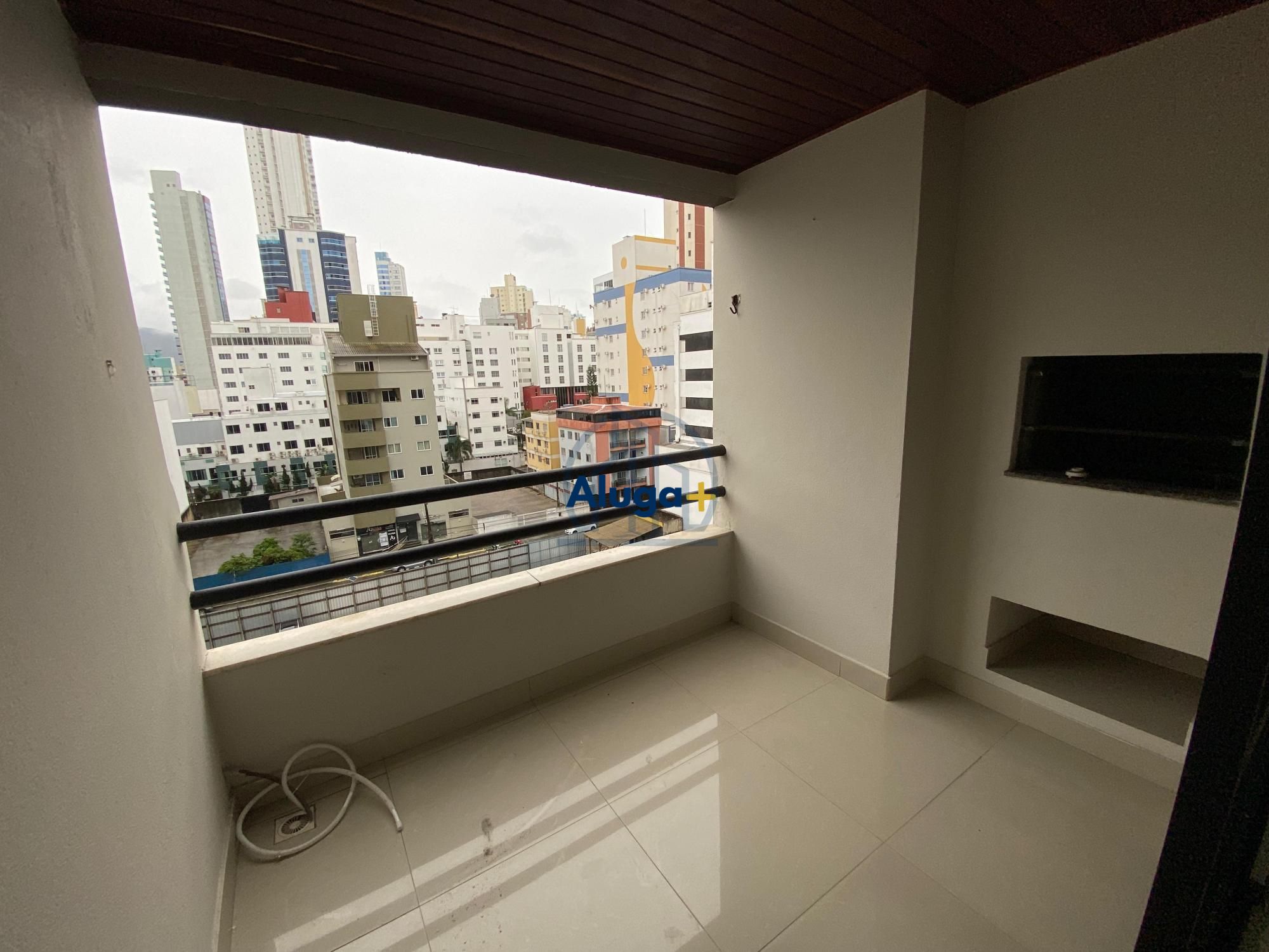Apartamento com 2 Dormitórios para alugar, 100 m² por R$ 6.800,00 Apartamento com 2 Dormitórios para alugar, 100 m² por R$ 6.800,00