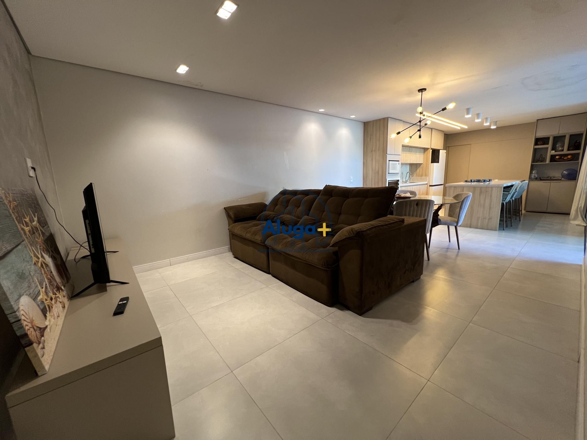 Casa para alugar com 4 quartos, 150m² - Foto 18