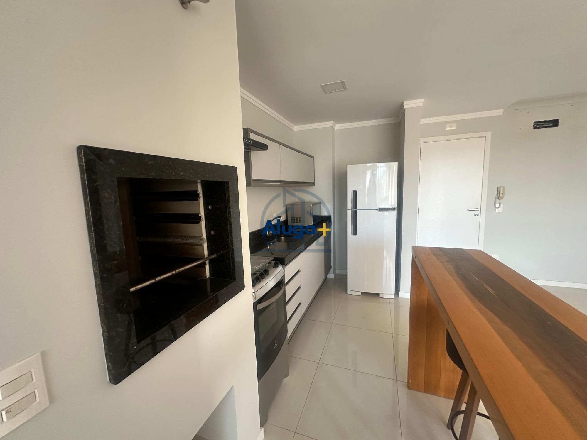 Apartamento para alugar com 2 quartos, 69m² - Foto 7