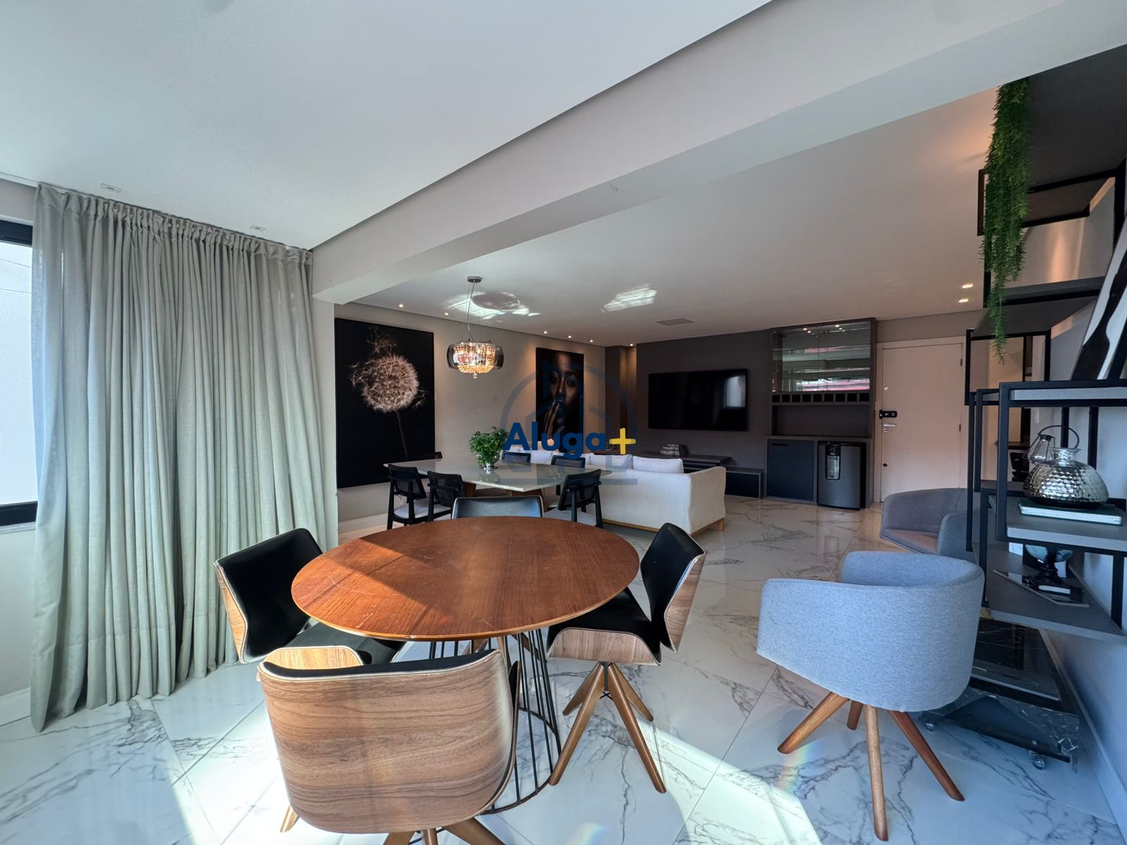Apartamento para alugar  no Centro - Balneário Camboriú, SC. Imóveis