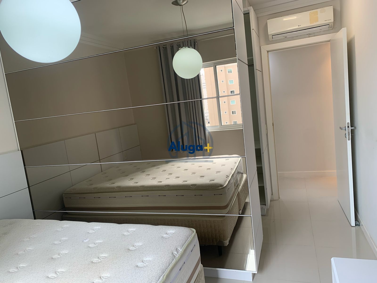 Apartamento para alugar com 3 quartos, 120m² - Foto 8