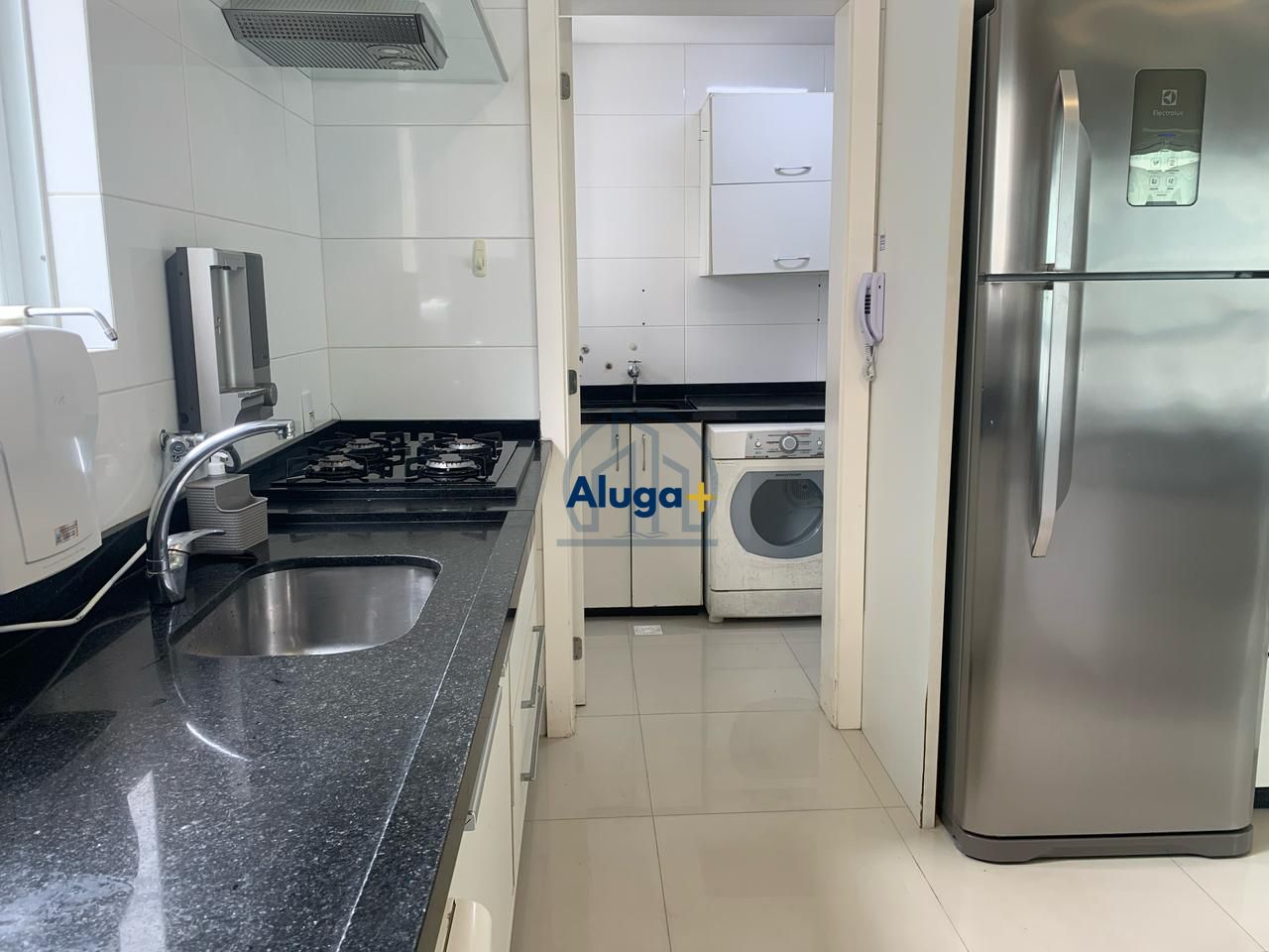 Apartamento para alugar com 3 quartos, 120m² - Foto 6