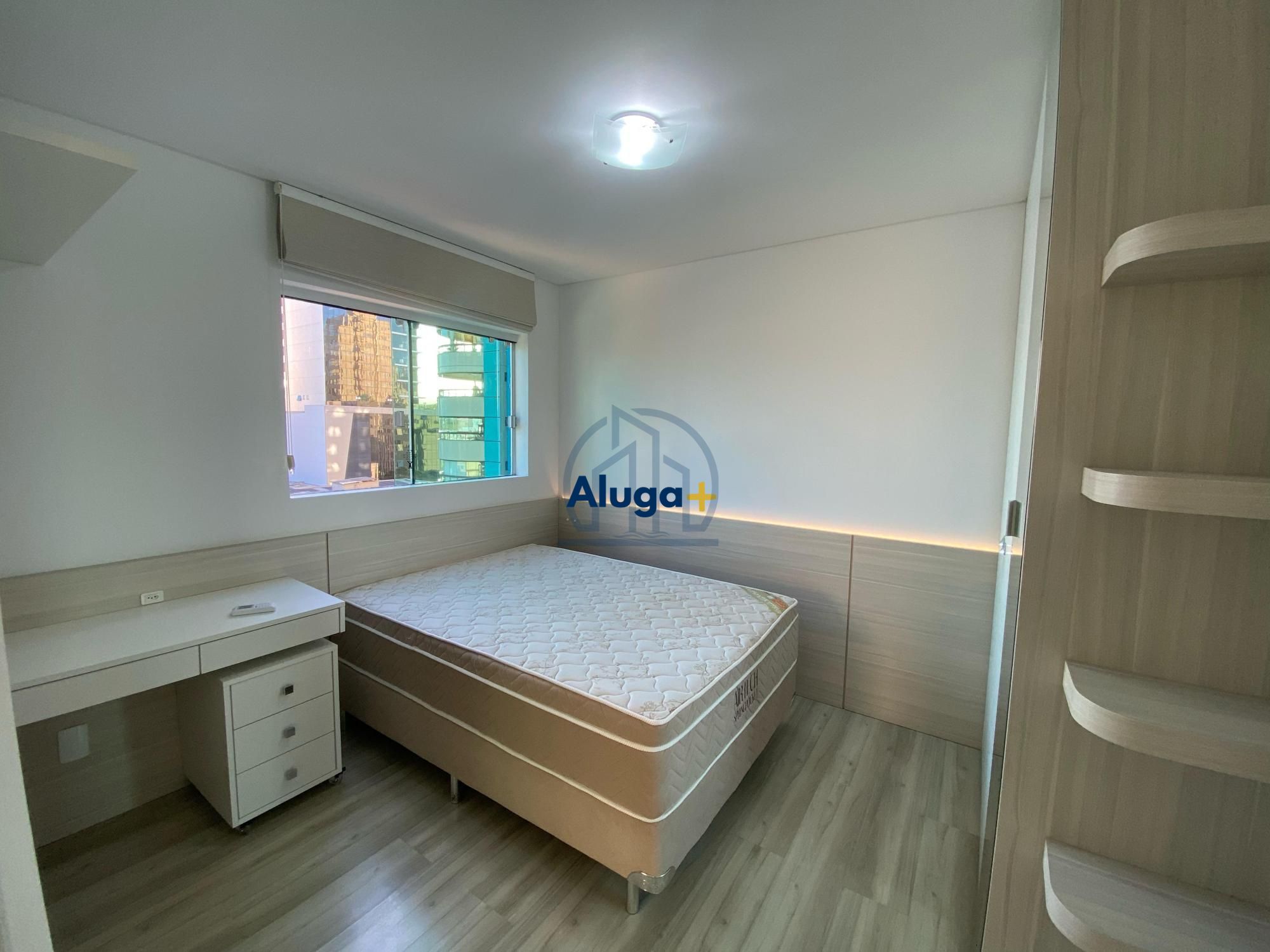 Apartamento para alugar com 3 quartos, 143m² - Foto 19