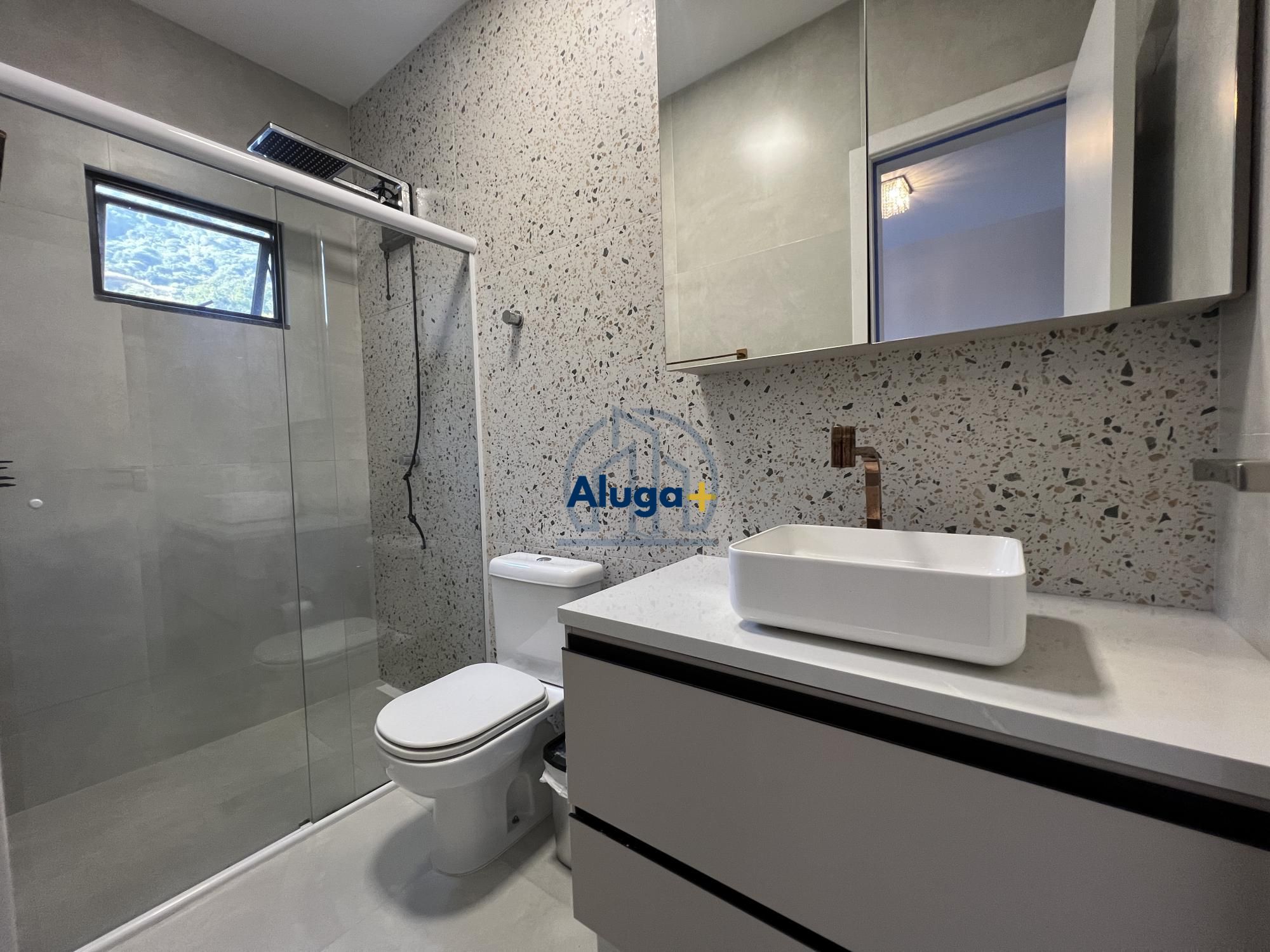 Casa para alugar com 4 quartos, 150m² - Foto 25