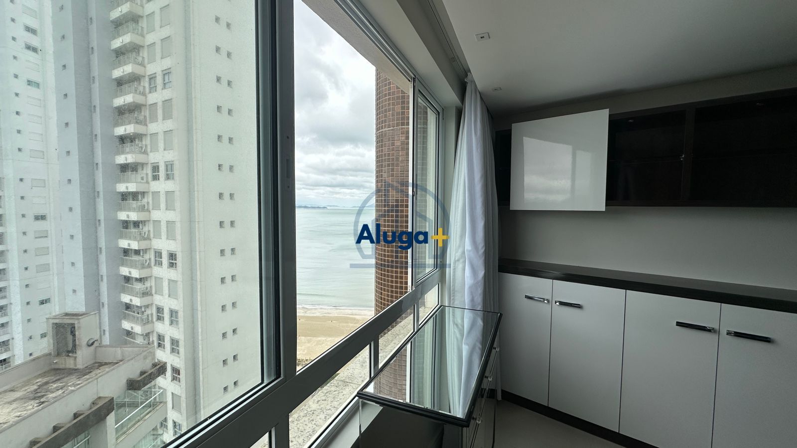 Apartamento com 3 Dormitórios para alugar, 137 m² por R$ 12.000,00 Apartamento com 3 Dormitórios para alugar, 137 m² por R$ 12.000,00