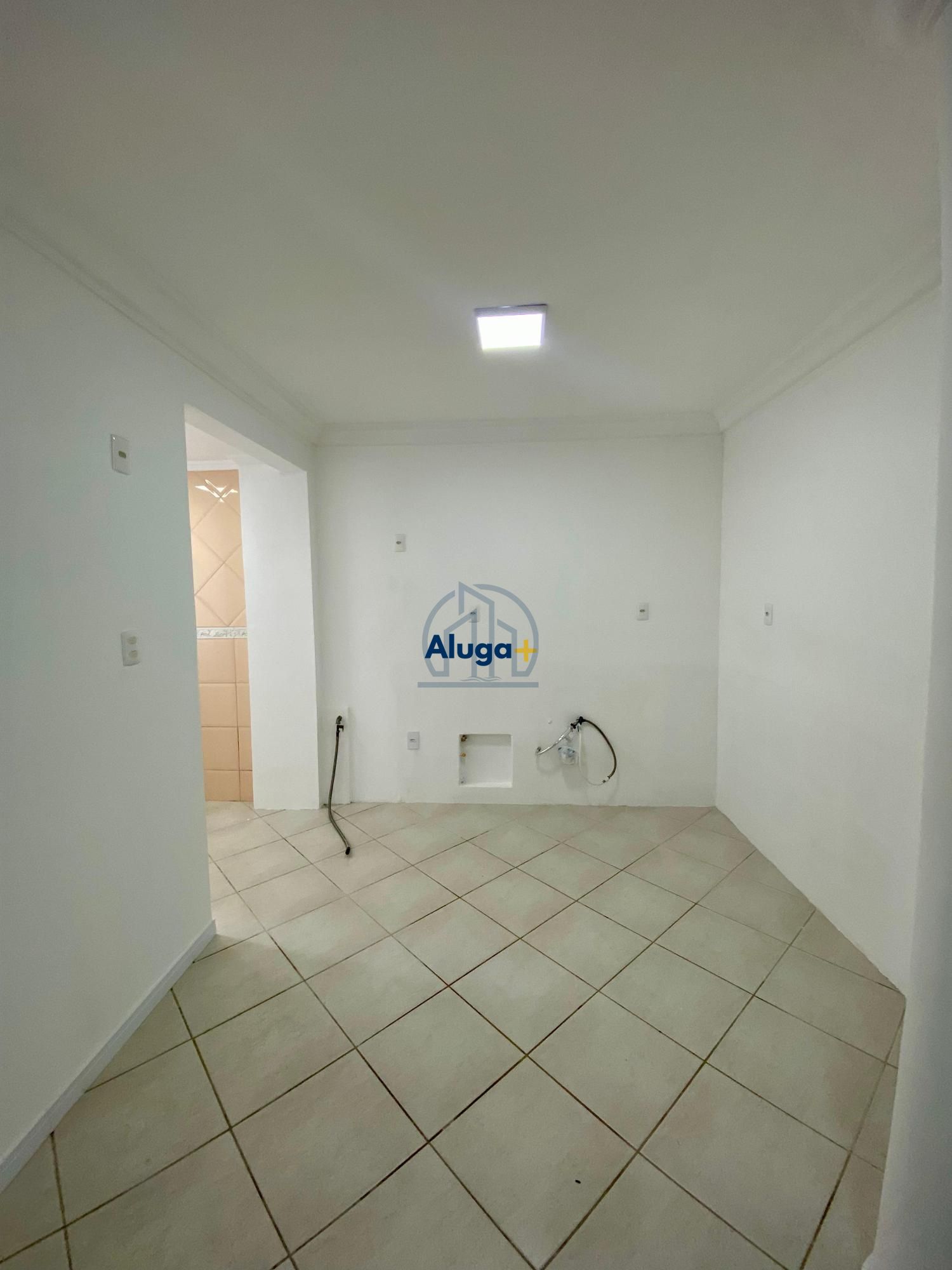 Apartamento para alugar com 2 quartos, 68m² - Foto 8