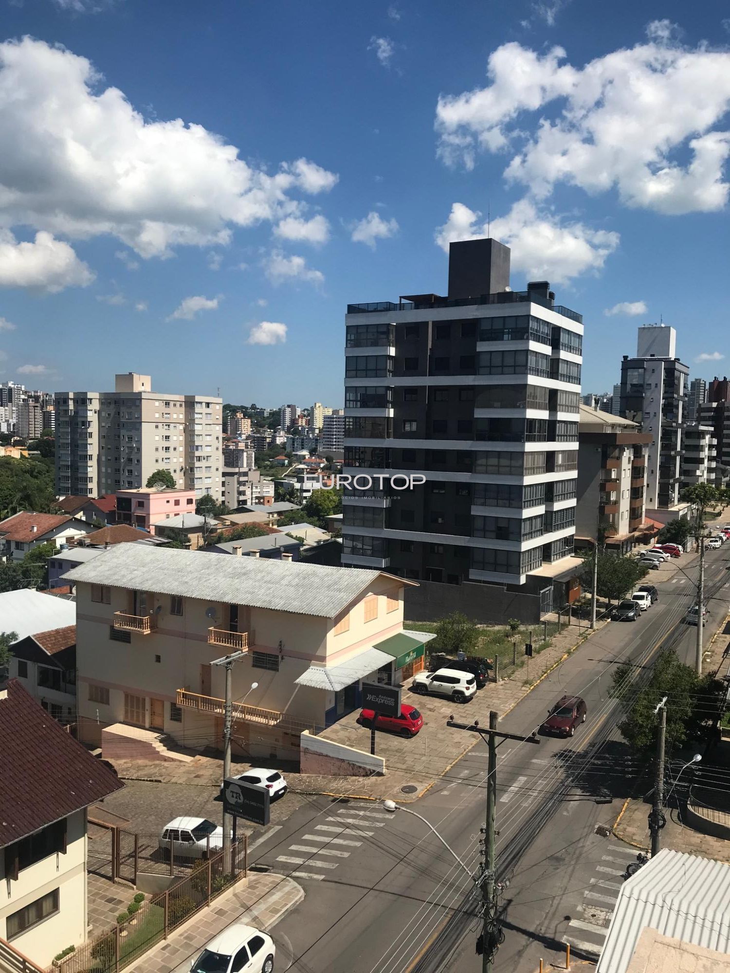 Apartamento à venda com 2 quartos, 82m² - Foto 6