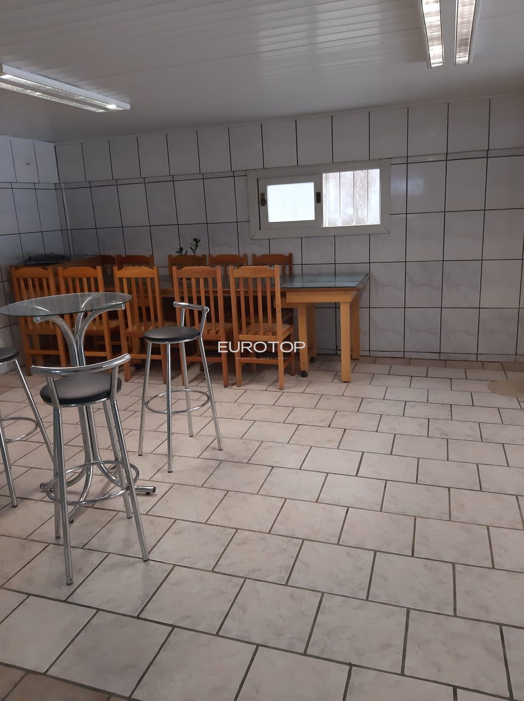 Casa à venda com 3 quartos, 206m² - Foto 14