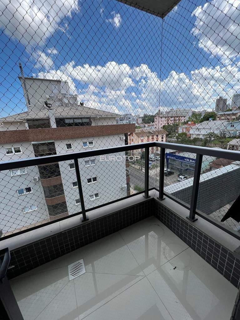 Apartamento à venda com 3 quartos, 137m² - Foto 18