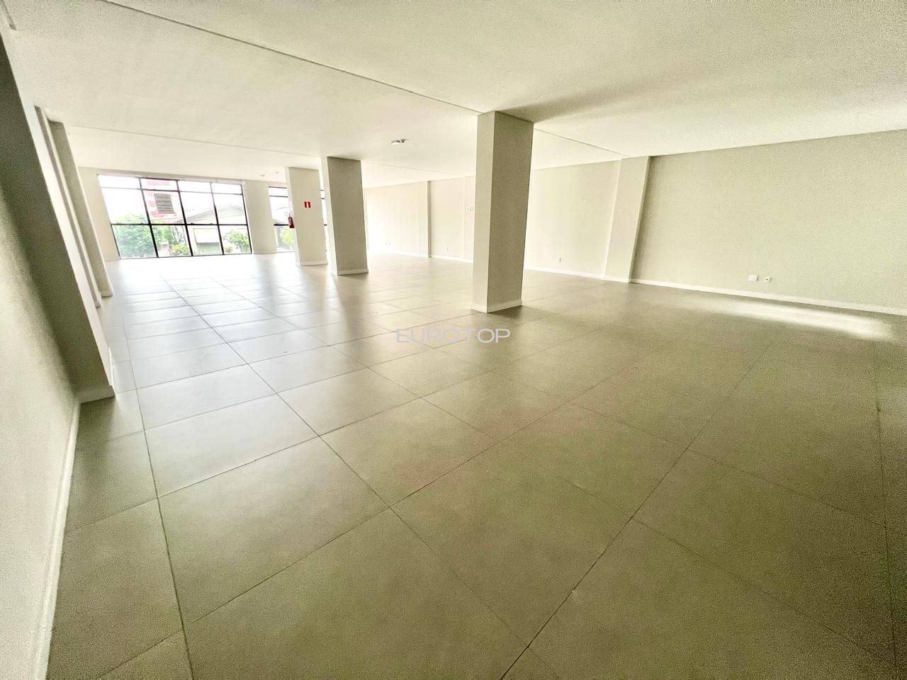 Sala-Conjunto, 220 m² - Foto 1