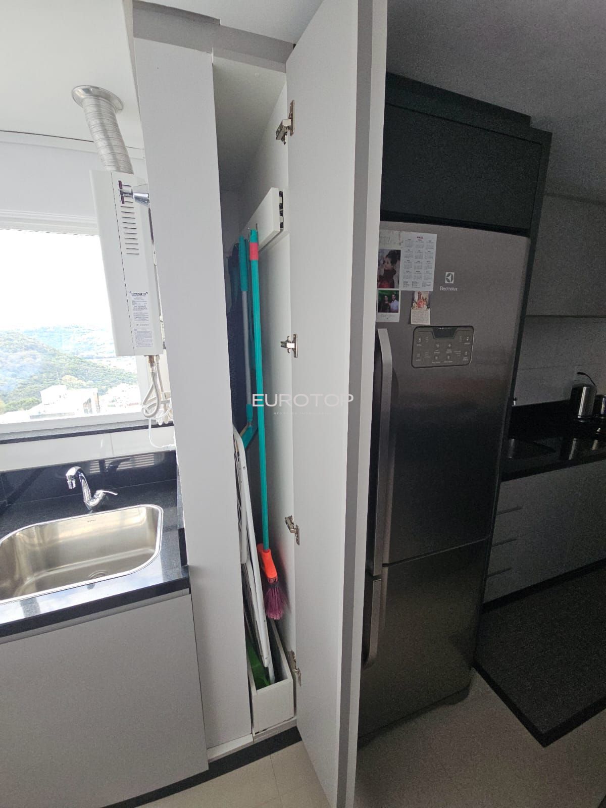 Apartamento à venda com 2 quartos, 49m² - Foto 14