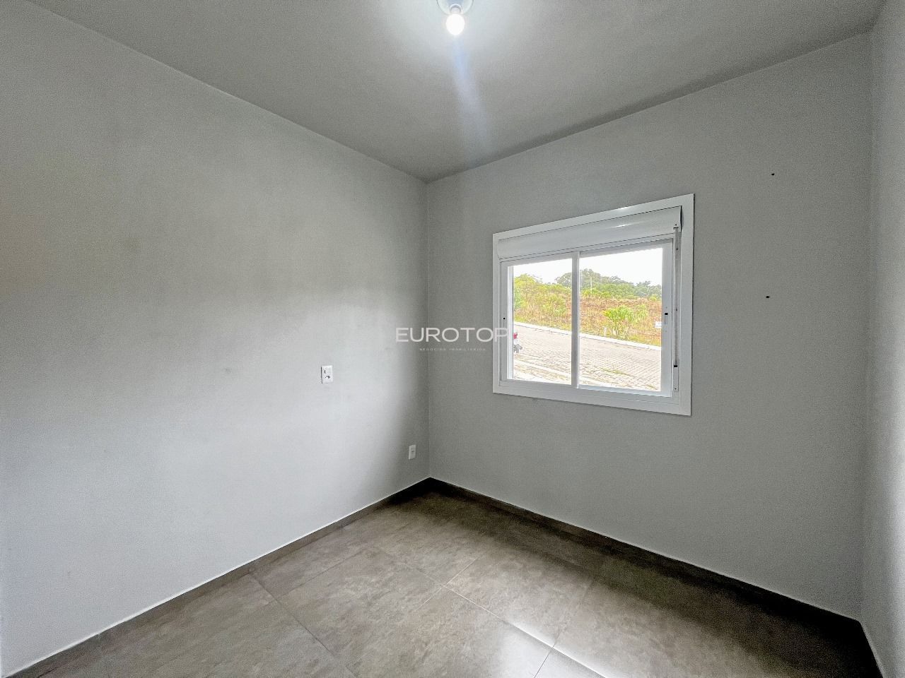 Casa à venda com 2 quartos, 42m² - Foto 15