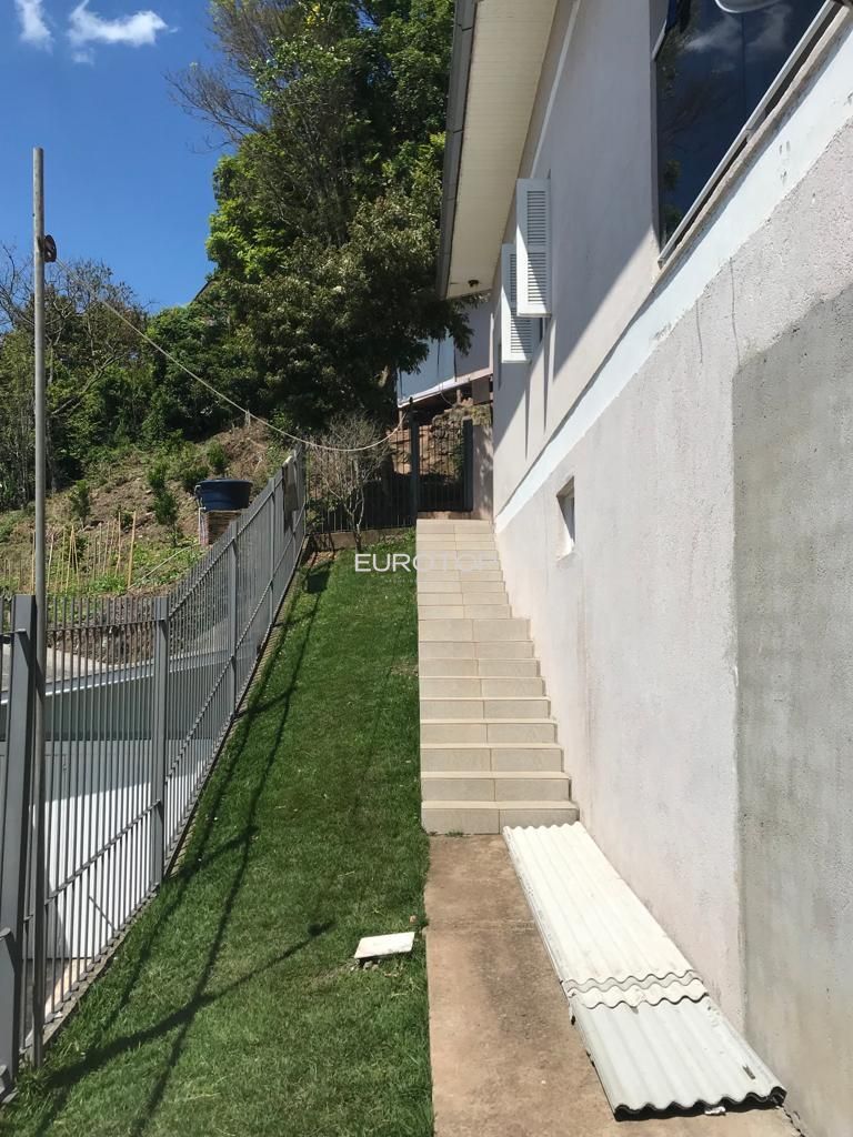 Casa à venda com 3 quartos, 170m² - Foto 16