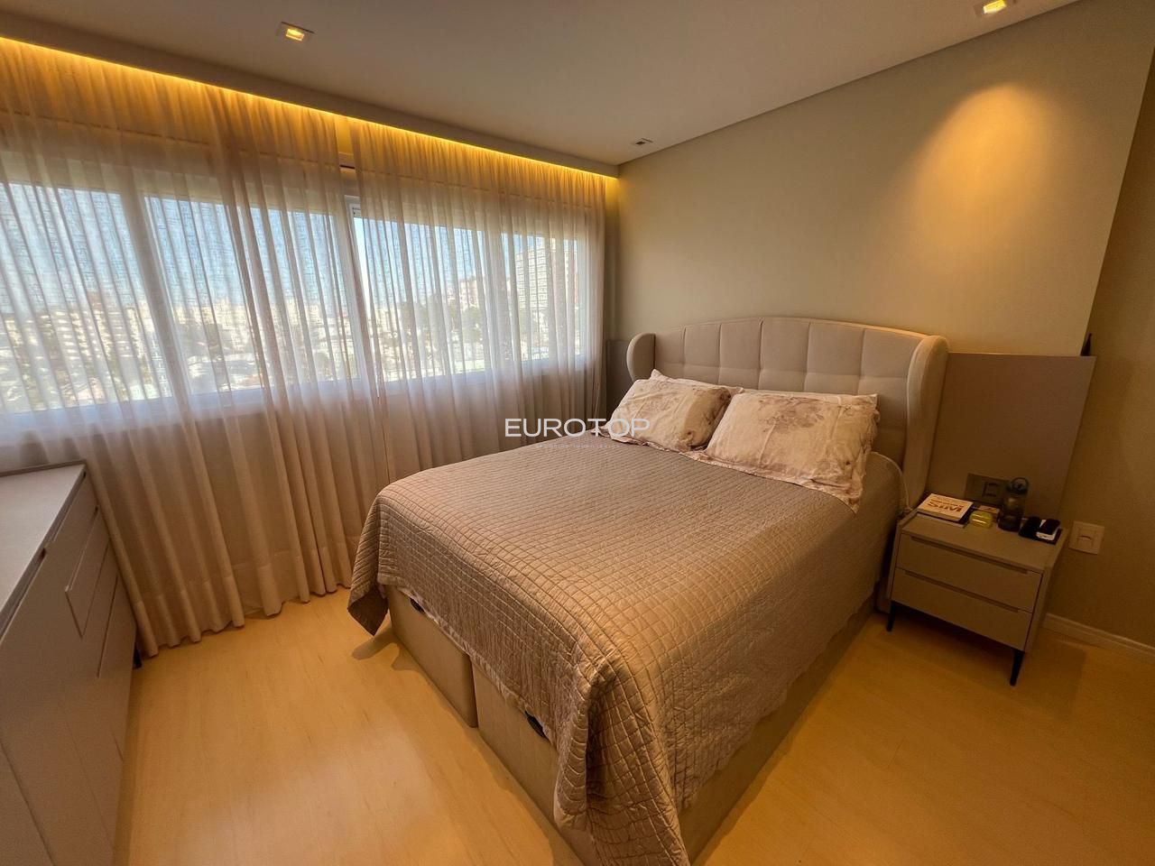 Apartamento à venda com 3 quartos, 109m² - Foto 17